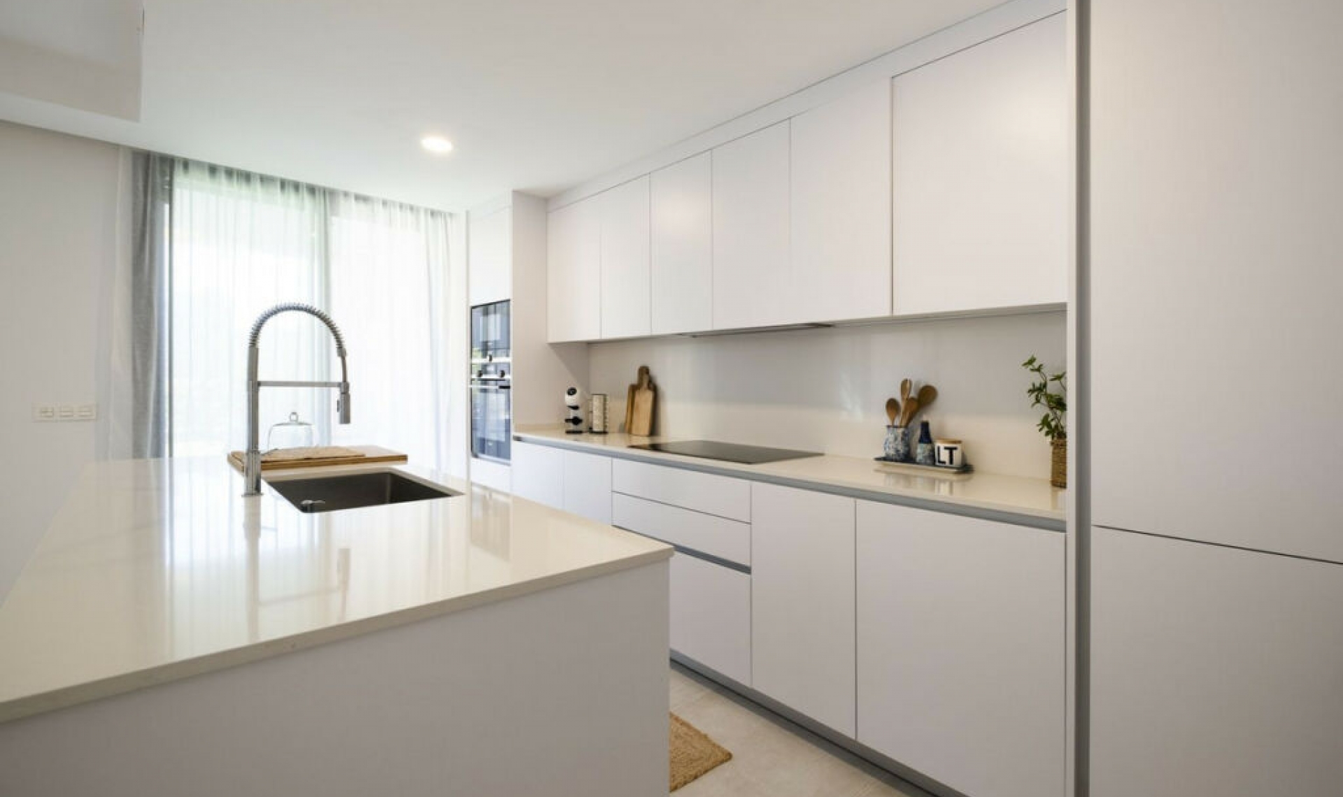 Resale - House -
El Chaparral