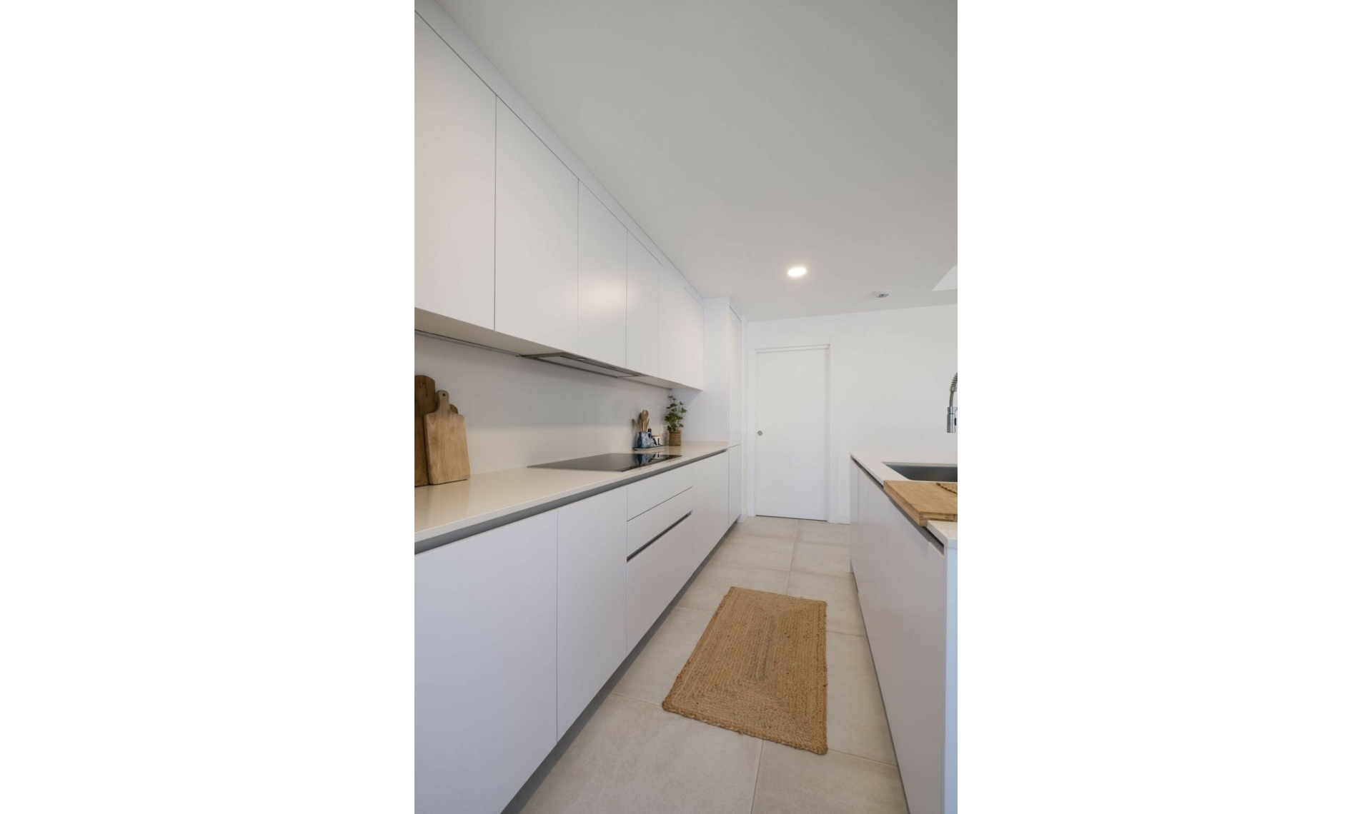 Resale - House -
El Chaparral