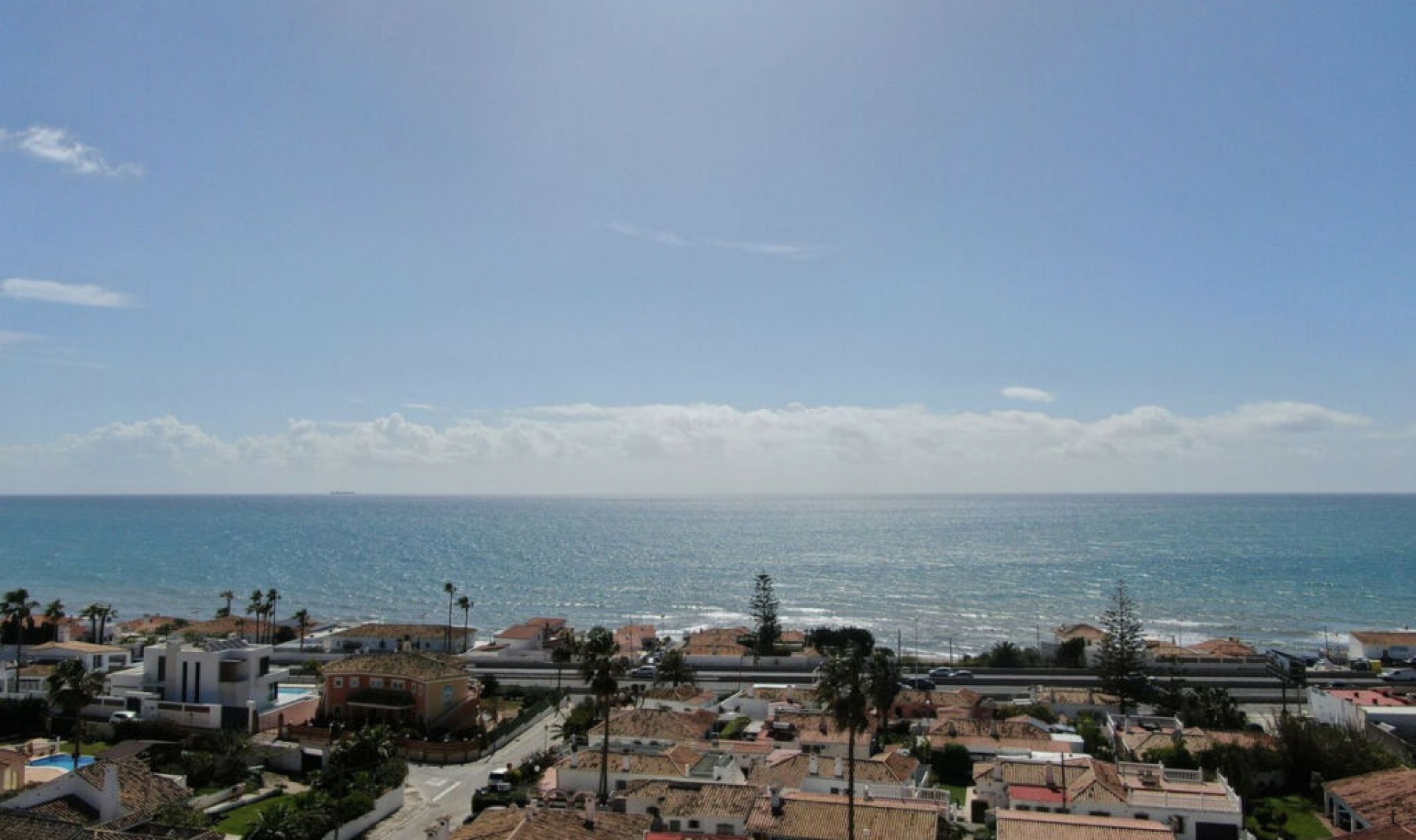 Resale - House -
El Chaparral