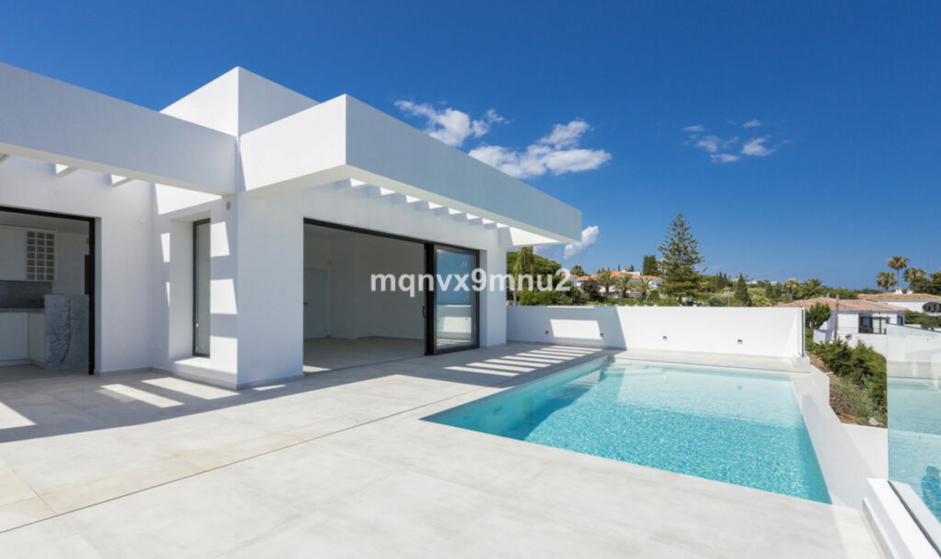 Resale - House -
El Chaparral