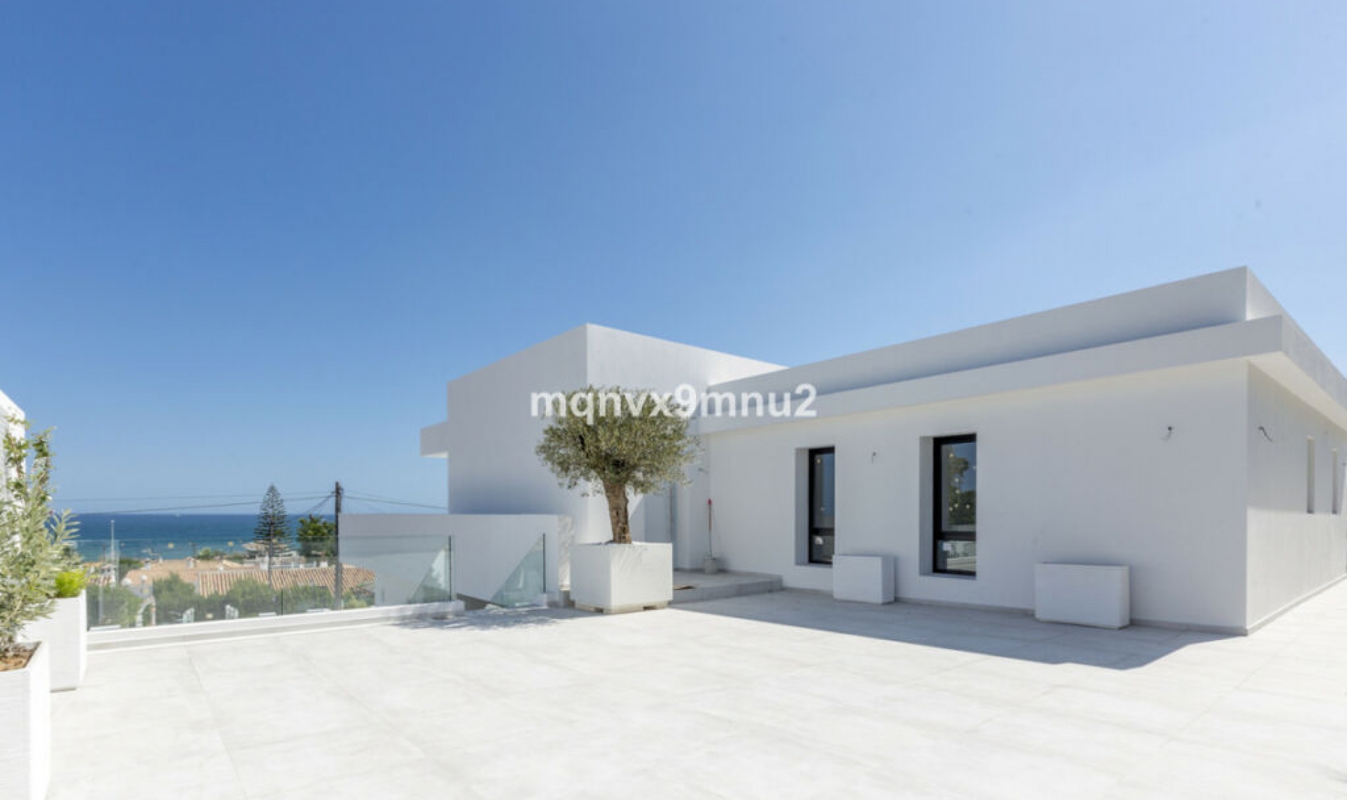 Resale - House -
El Chaparral