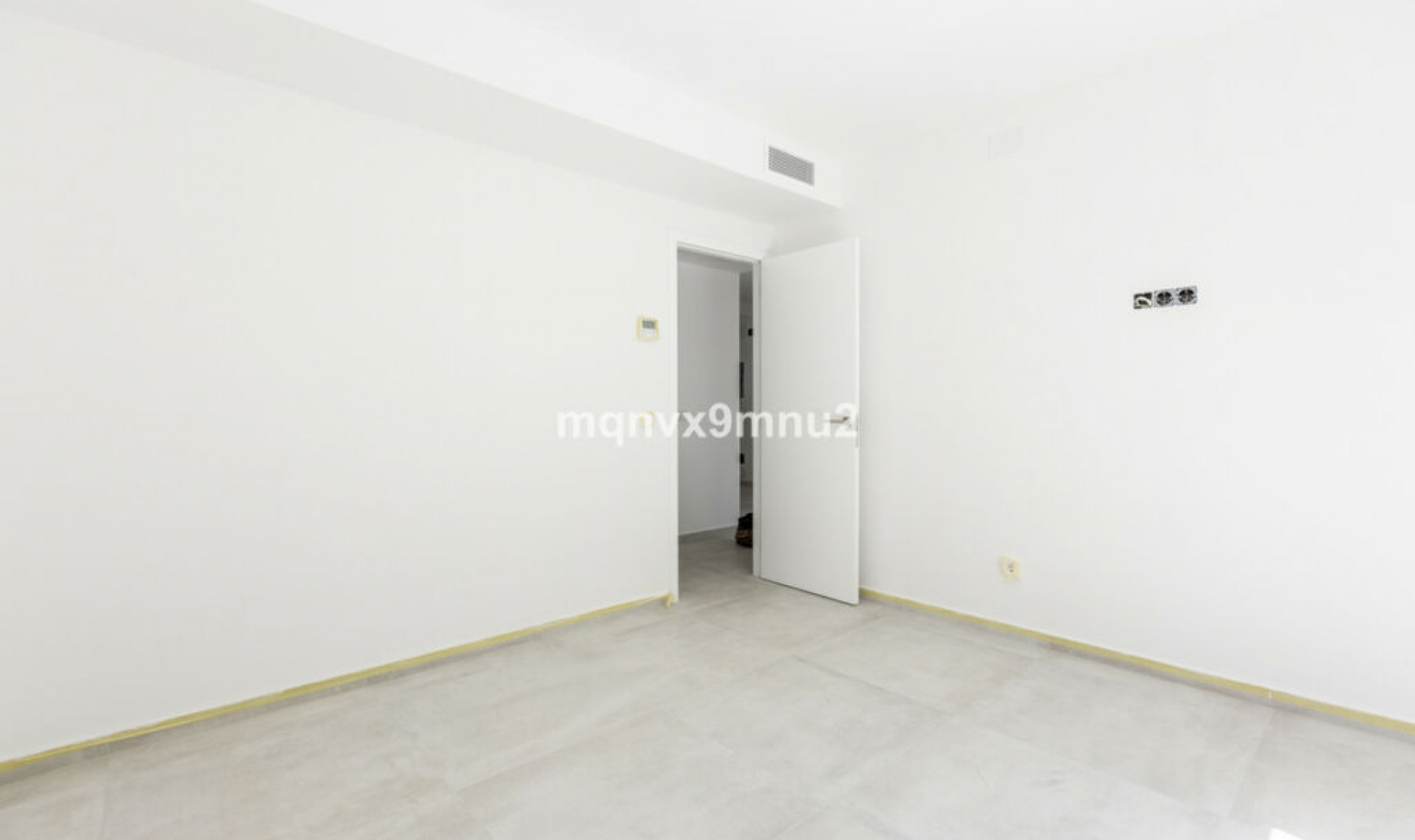 Resale - House -
El Chaparral