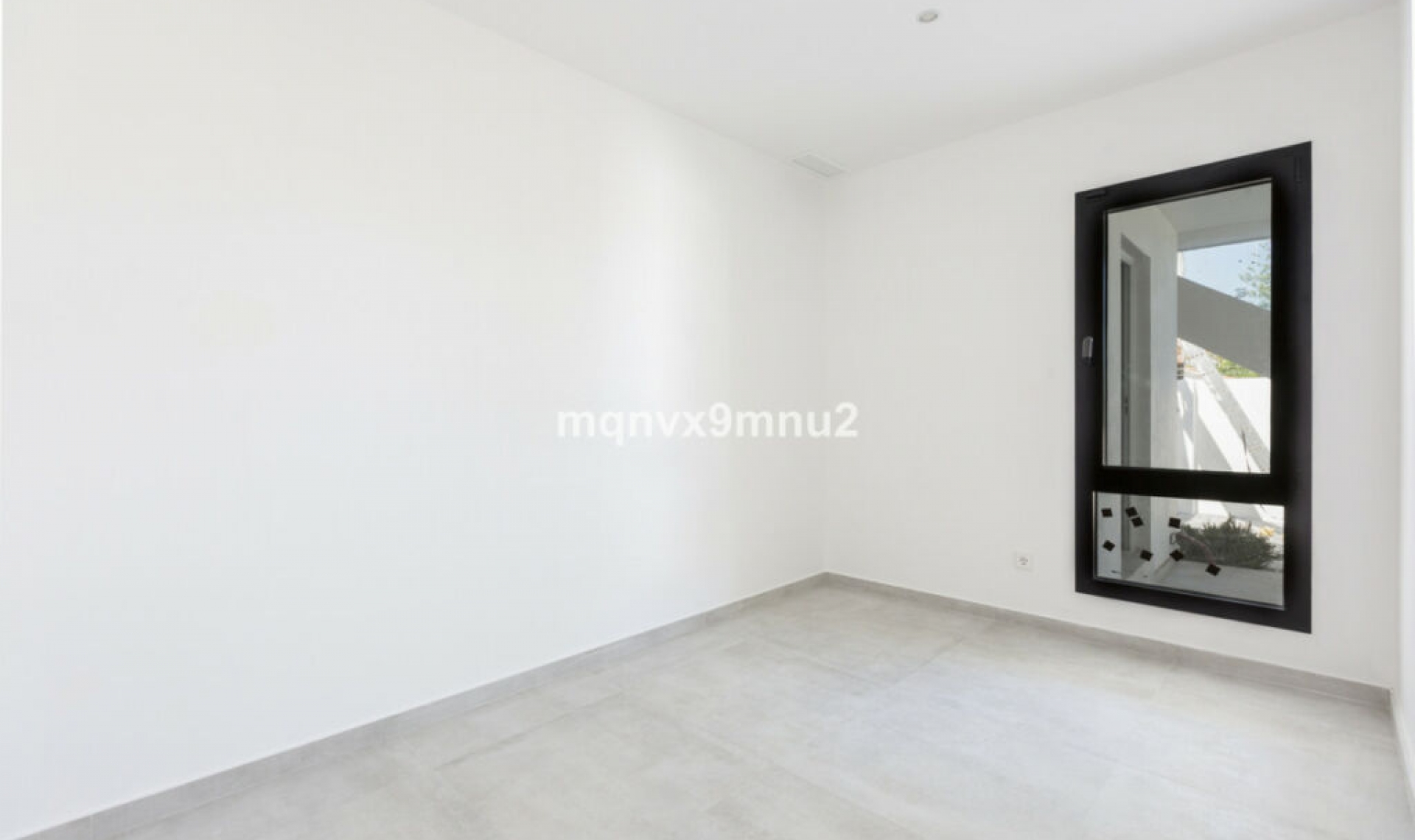 Resale - House -
El Chaparral