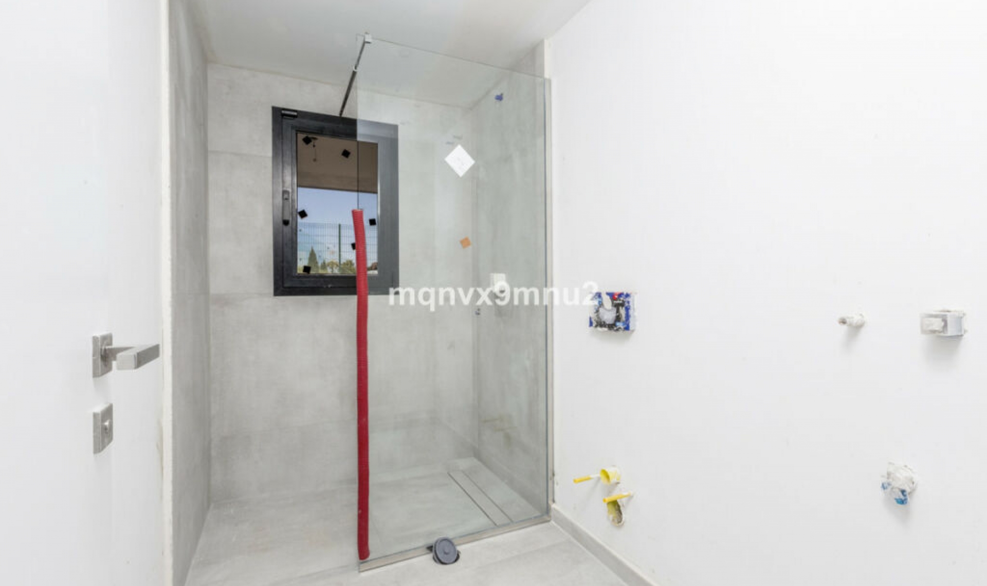 Resale - House -
El Chaparral