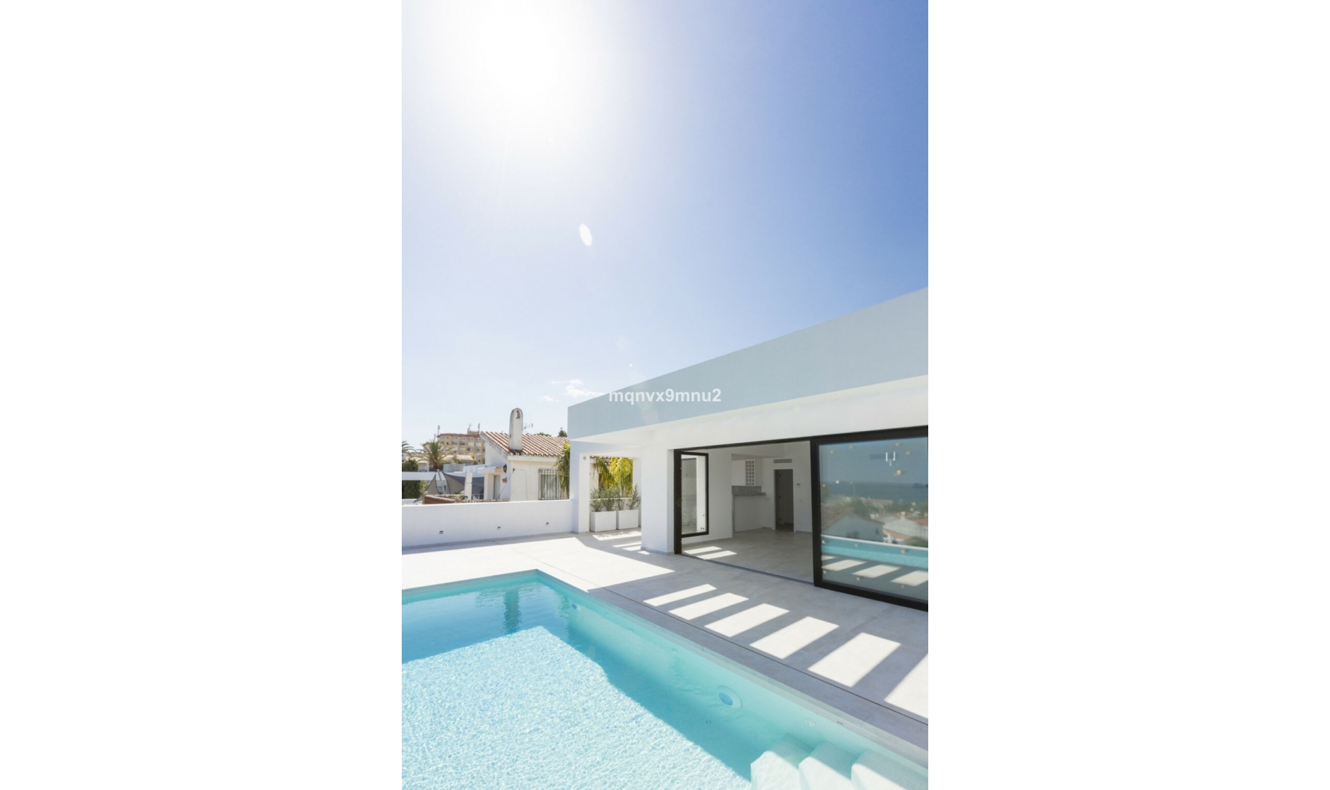 Resale - House -
El Chaparral