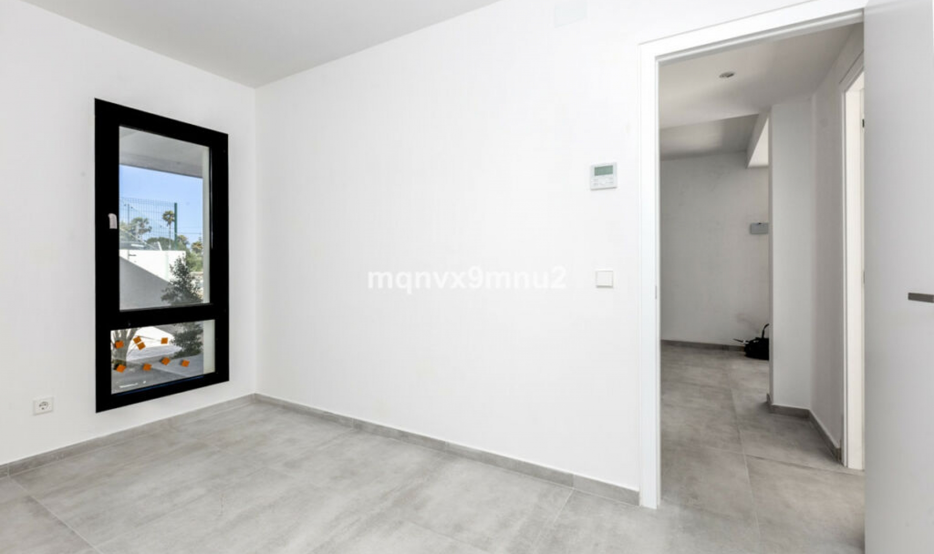 Resale - House -
El Chaparral