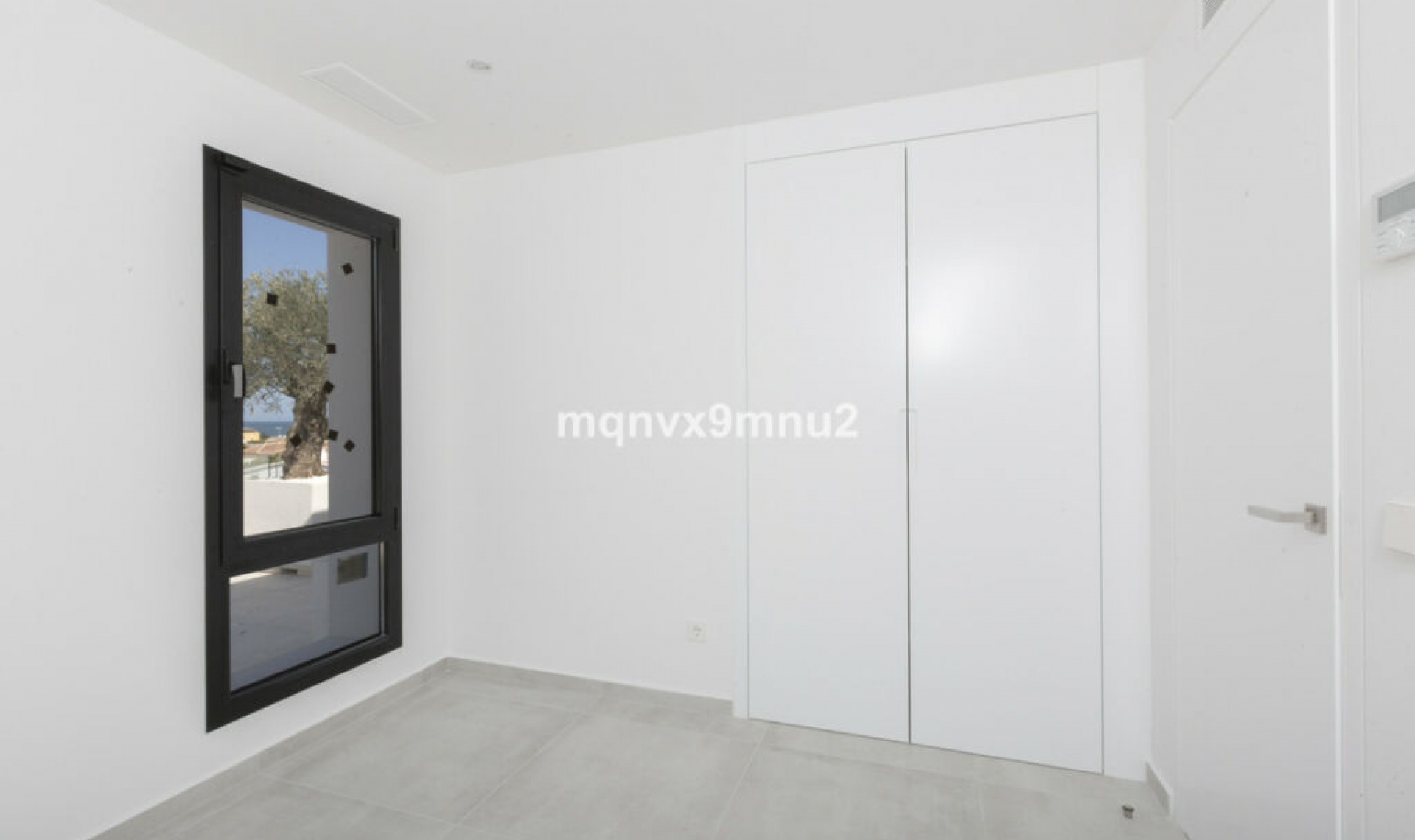 Resale - House -
El Chaparral