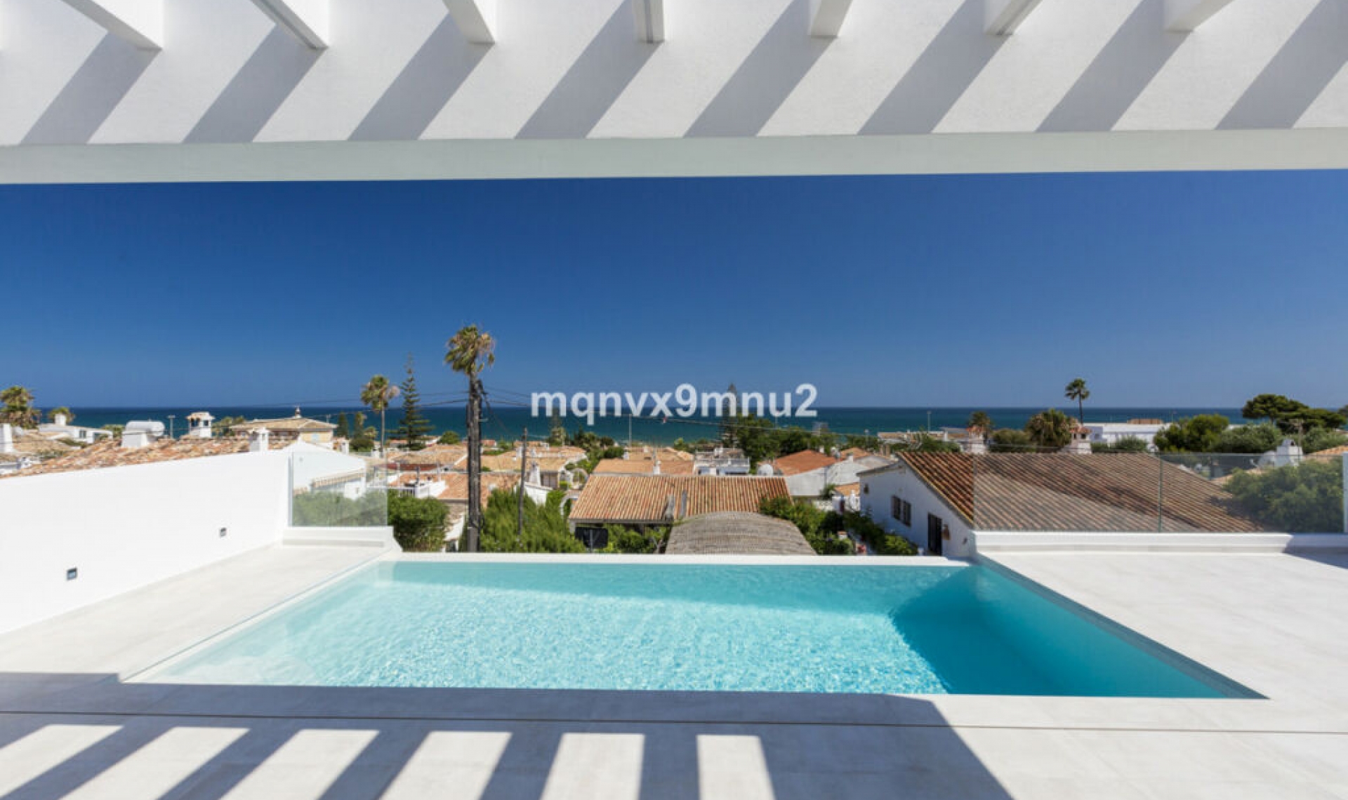 Resale - House -
El Chaparral