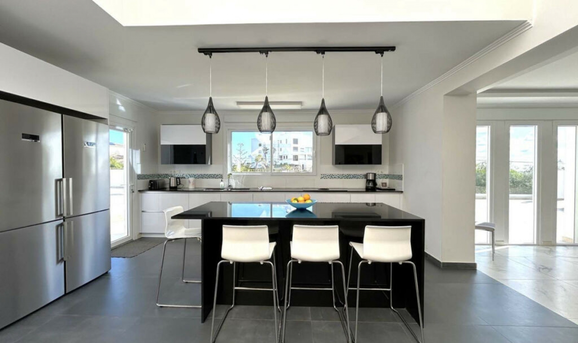 Resale - House -
El Faro