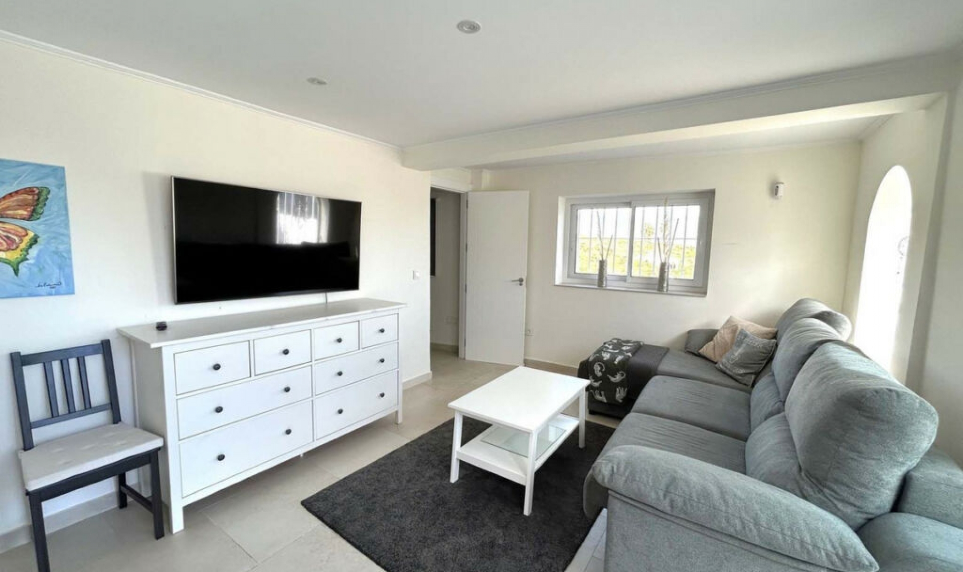 Resale - House -
El Faro