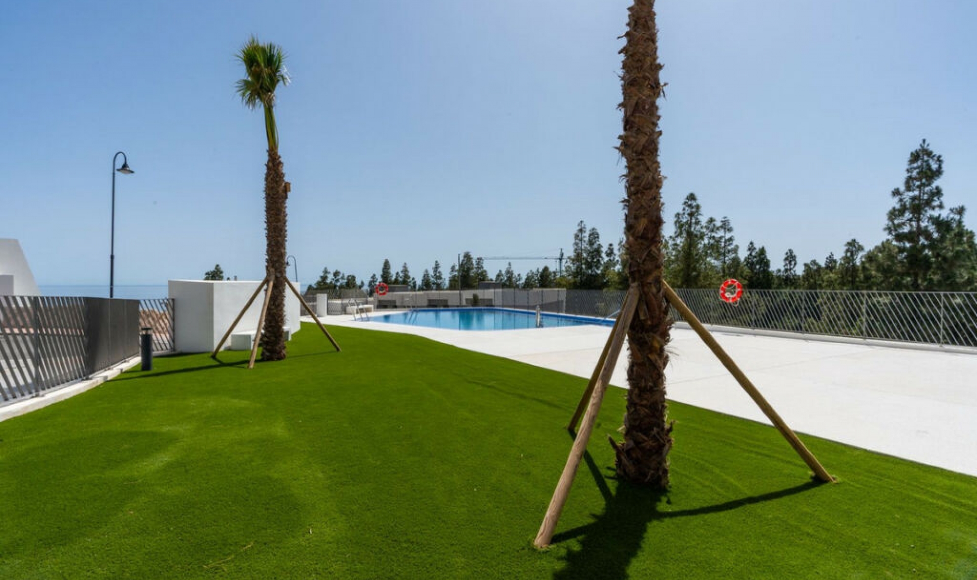 Resale - House -
El Faro