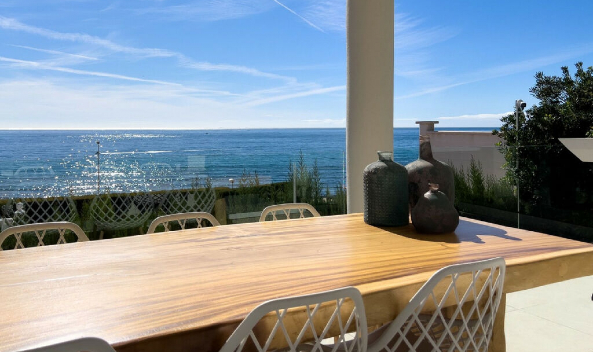 Resale - House -
El Faro