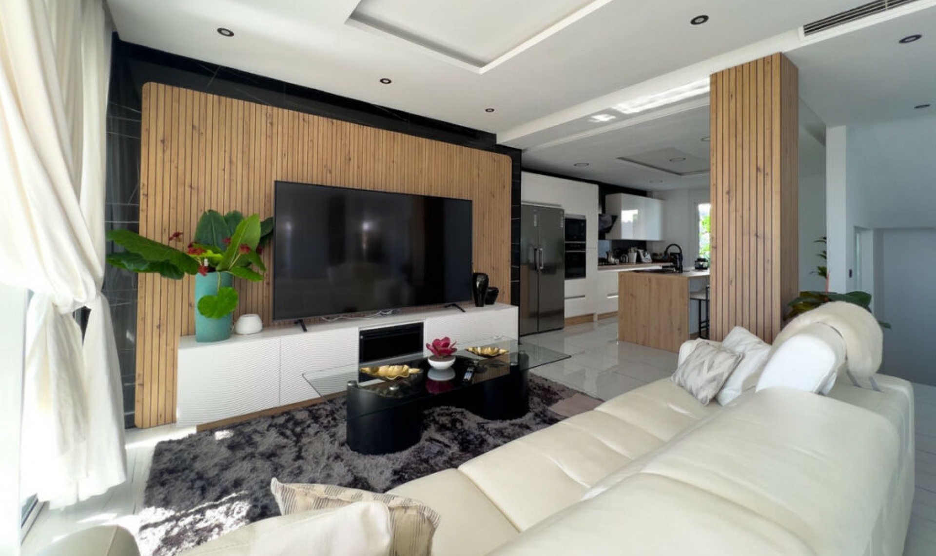 Resale - House -
El Faro