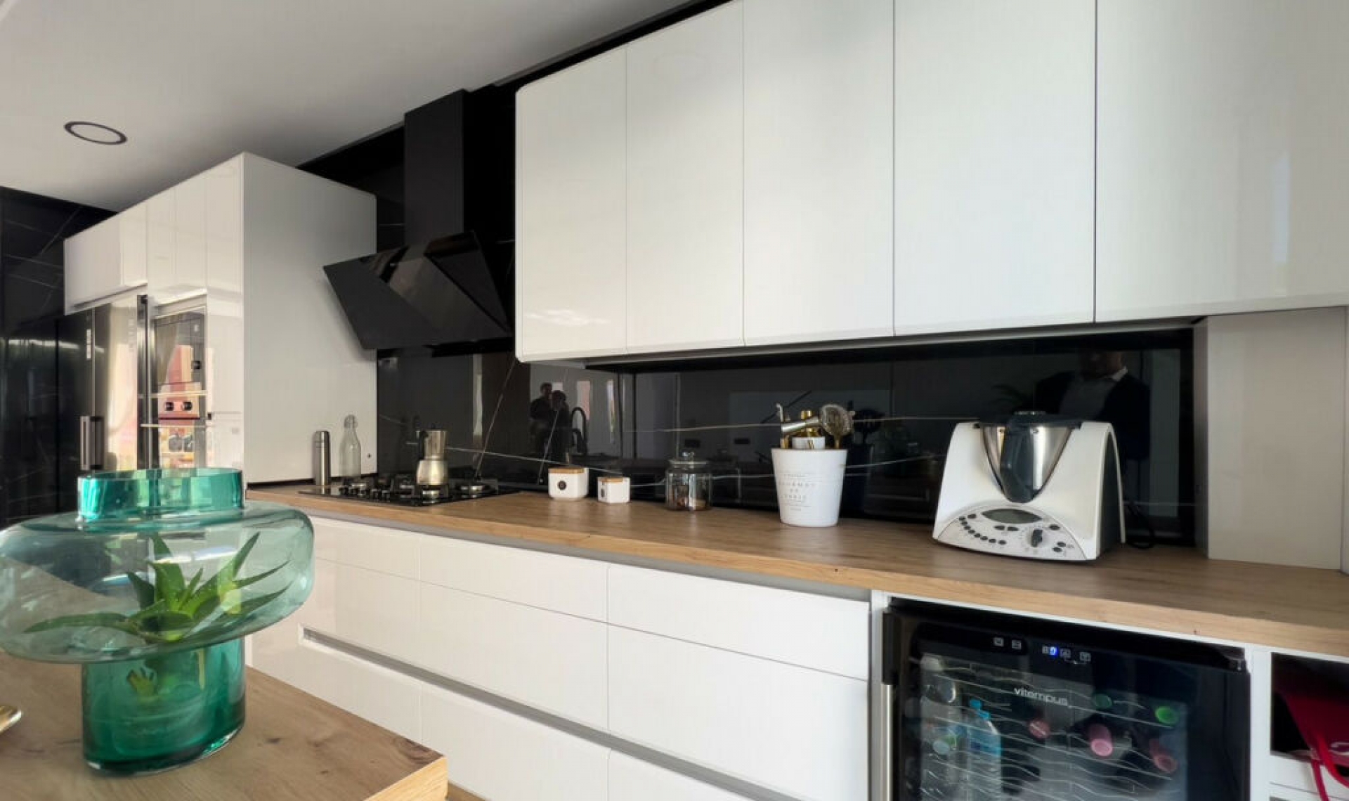 Resale - House -
El Faro