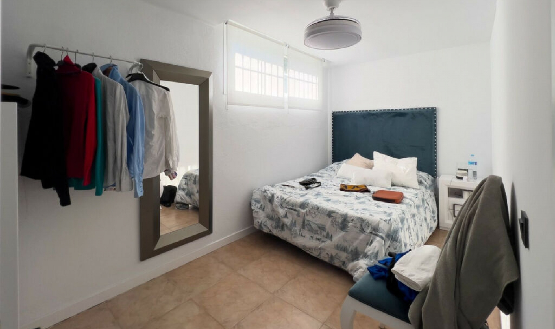 Resale - House -
El Faro