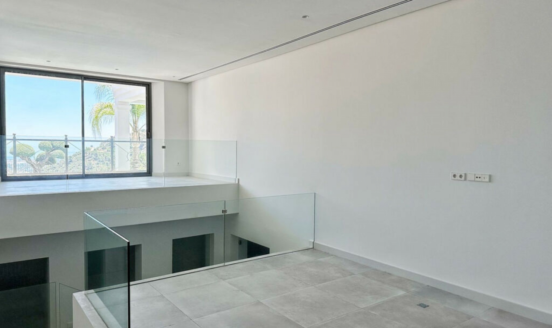 Resale - House -
El Madroñal