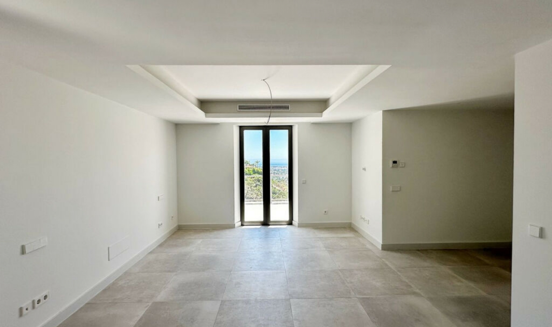 Resale - House -
El Madroñal