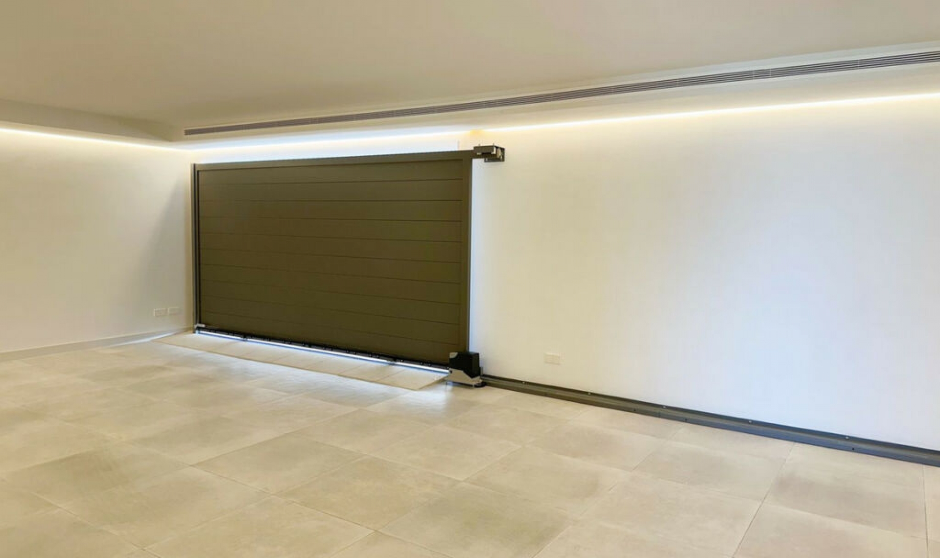 Resale - House -
El Madroñal