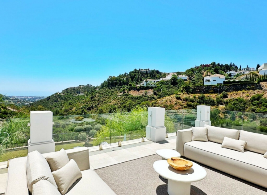 Resale - House -
El Madroñal