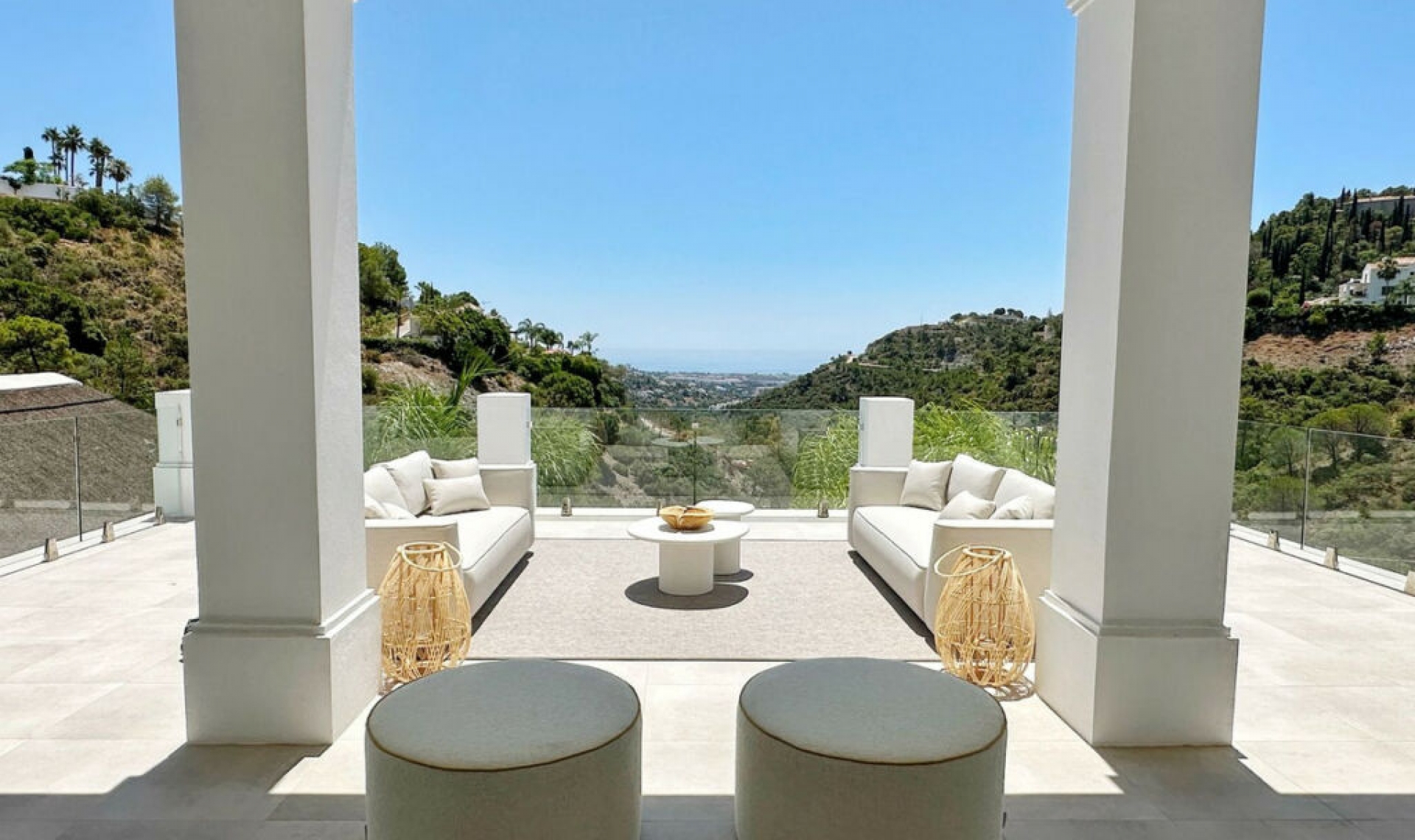 Resale - House -
El Madroñal