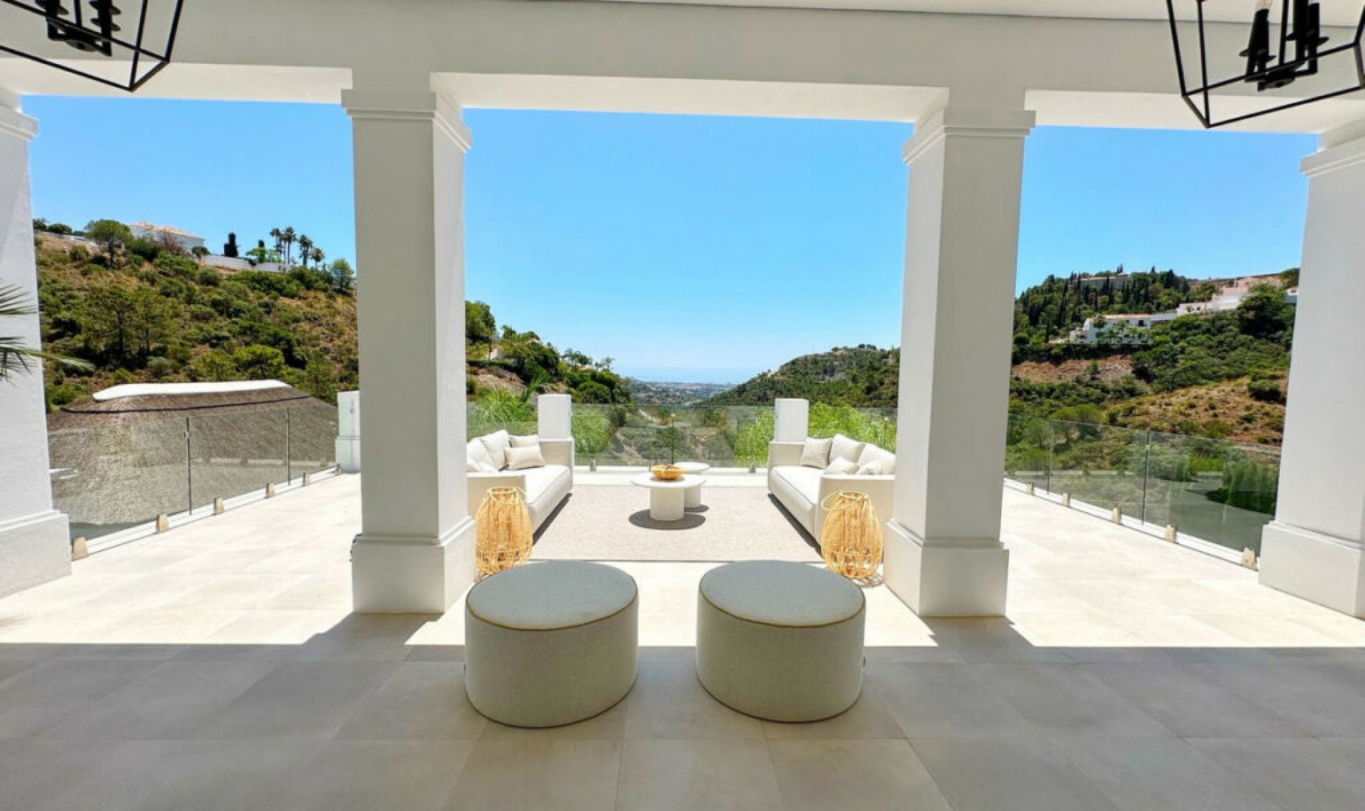 Resale - House -
El Madroñal