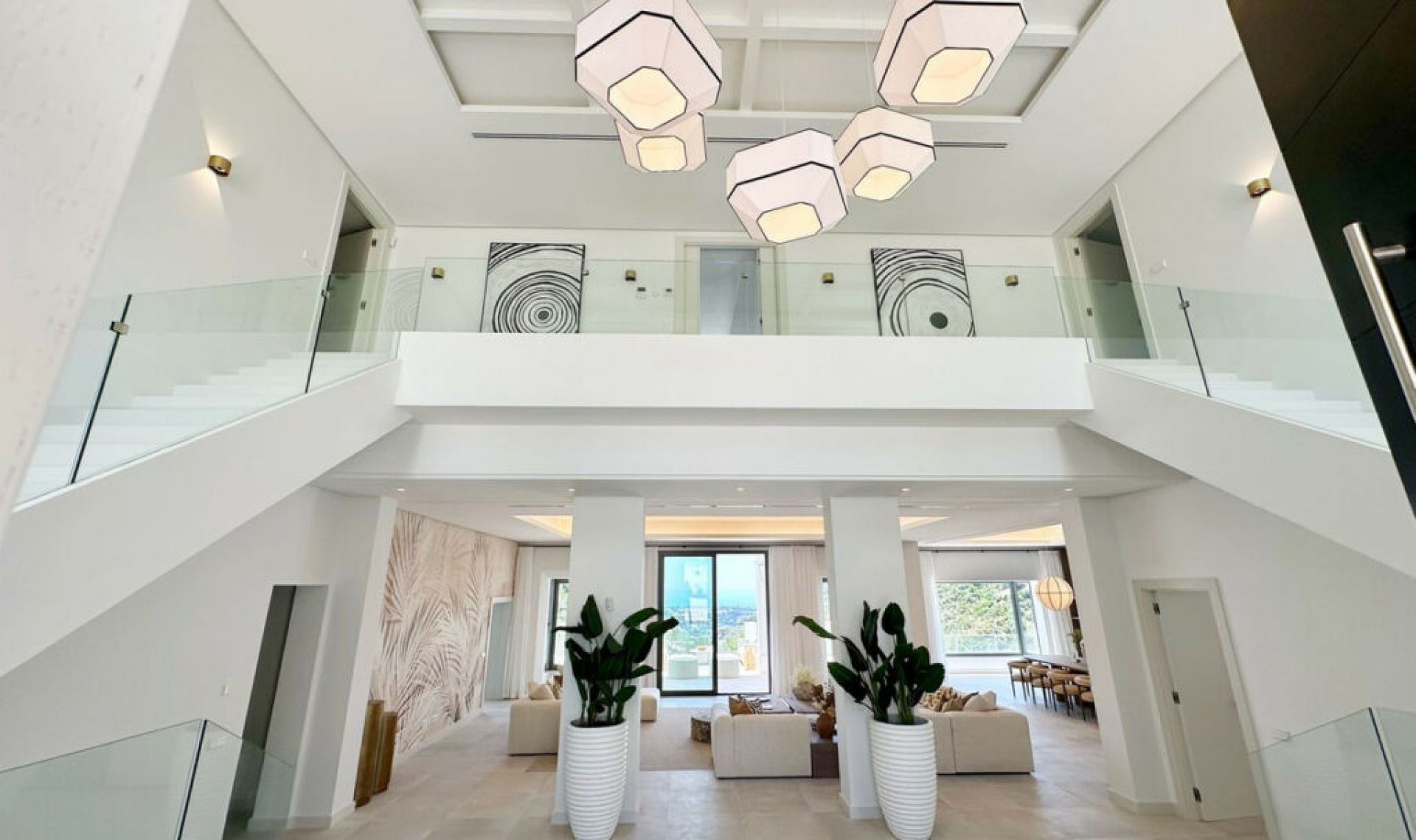 Resale - House -
El Madroñal