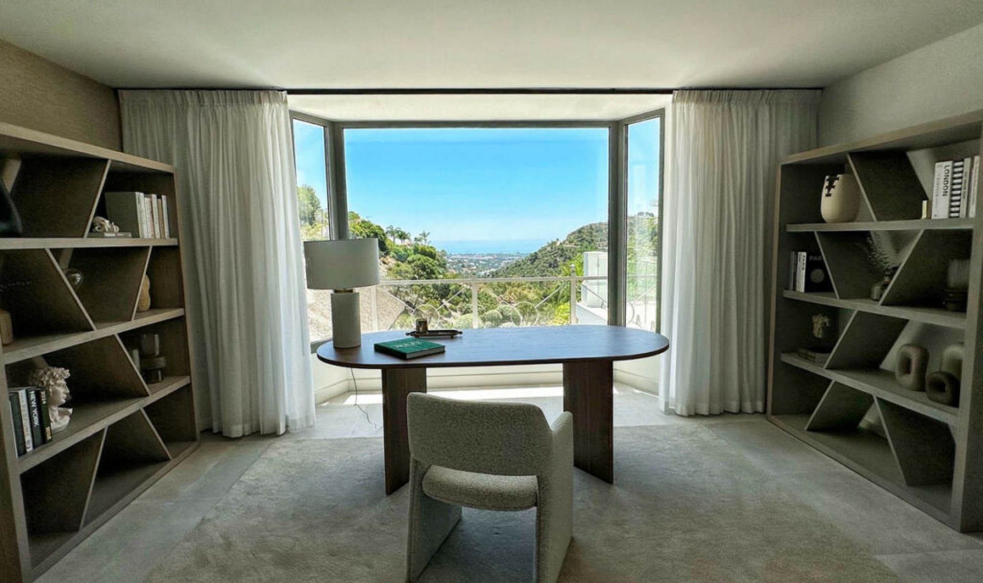 Resale - House -
El Madroñal