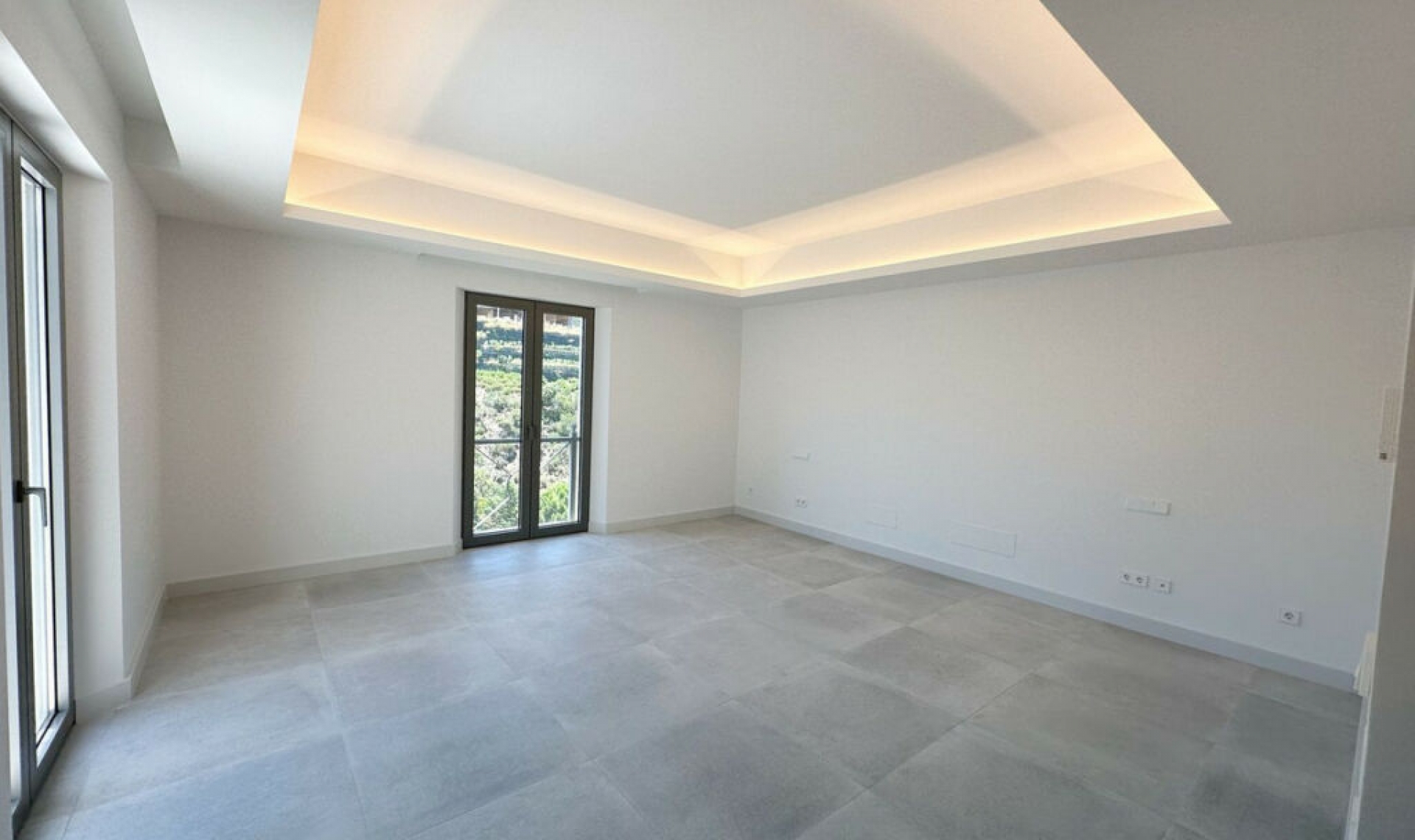 Resale - House -
El Madroñal