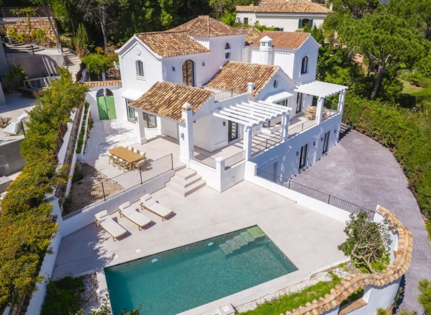 Resale - House -
El Madroñal