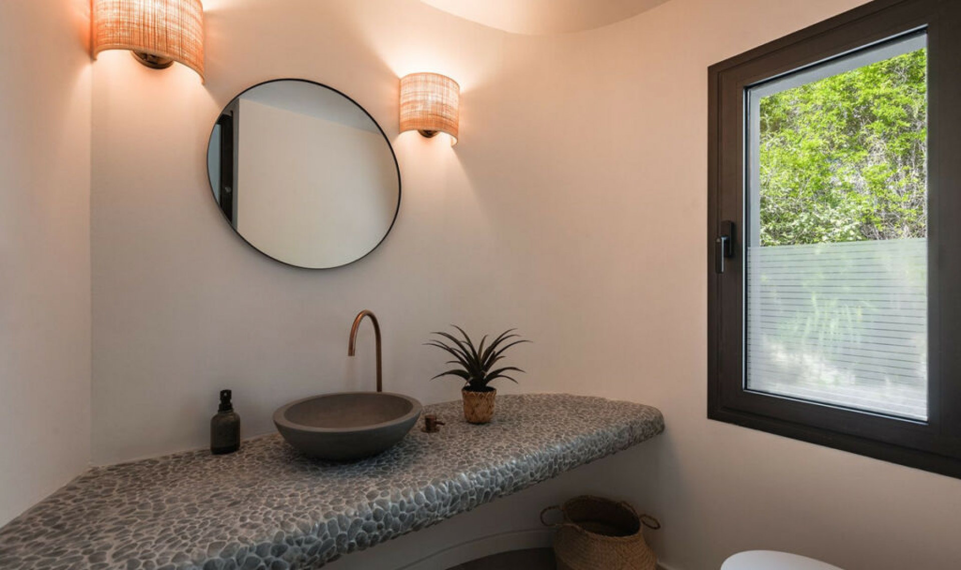 Resale - House -
El Madroñal