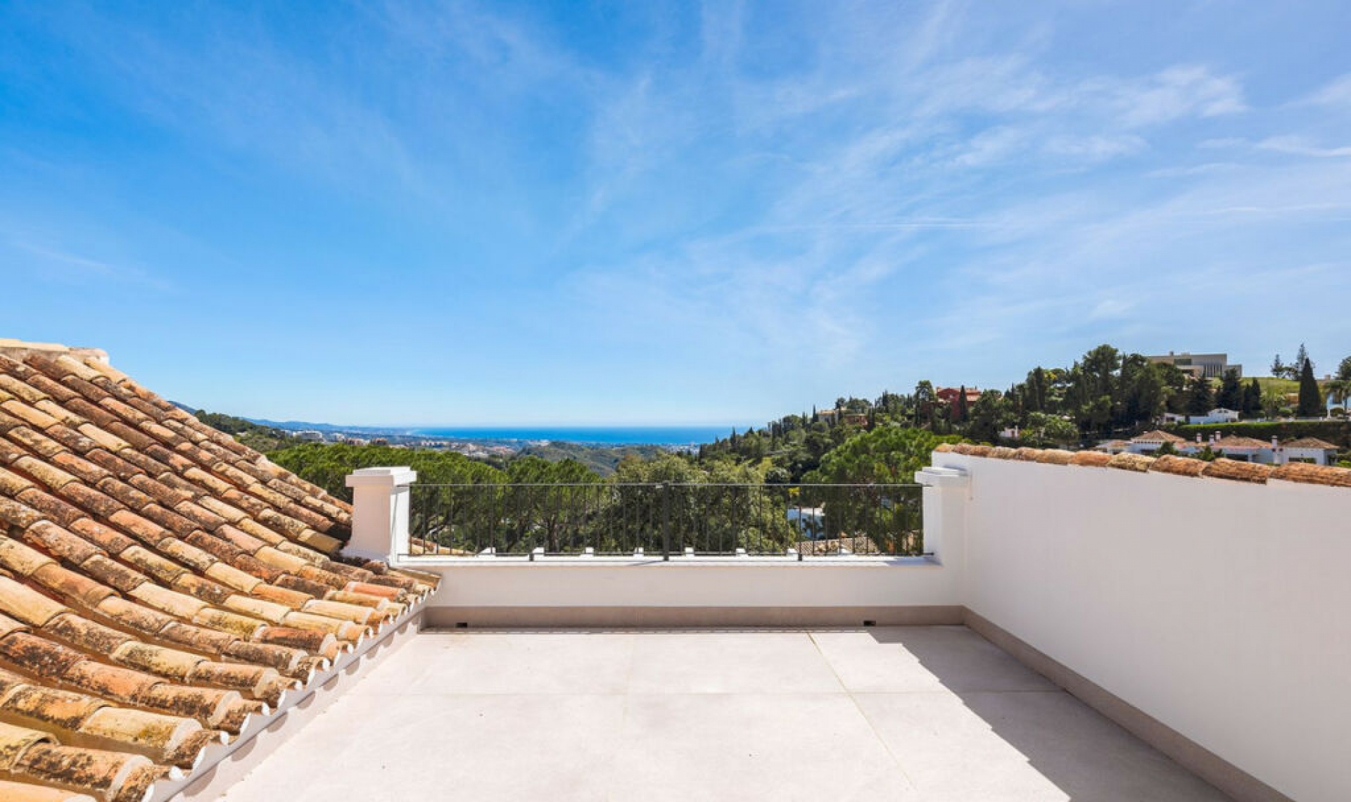 Resale - House -
El Madroñal