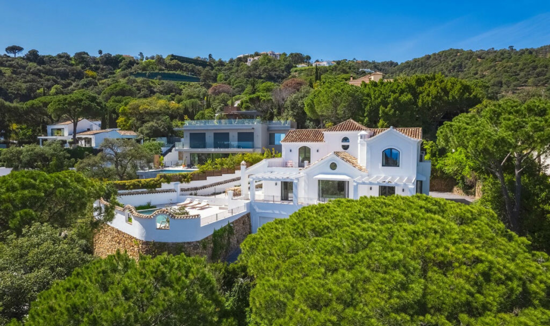 Resale - House -
El Madroñal