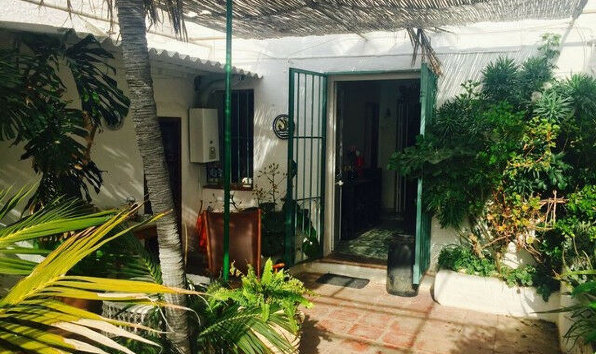 Resale - House -
El Morche