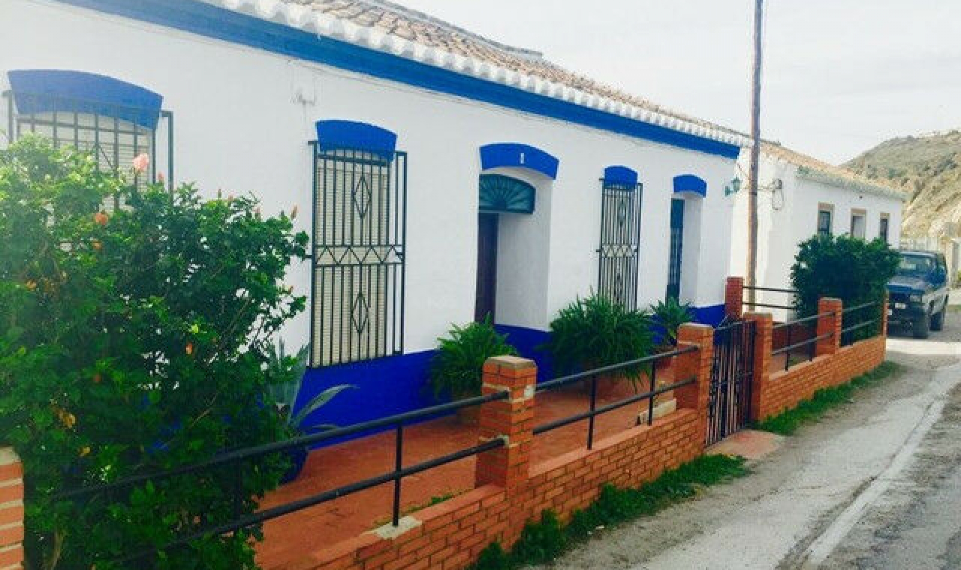 Resale - House -
El Morche