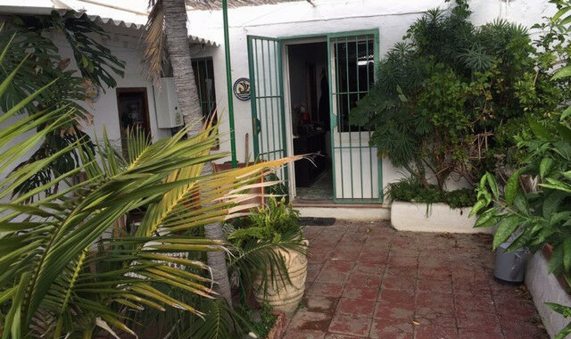 Resale - House -
El Morche