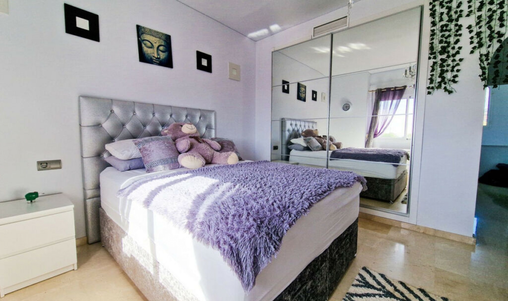 Resale - House -
El Paraiso