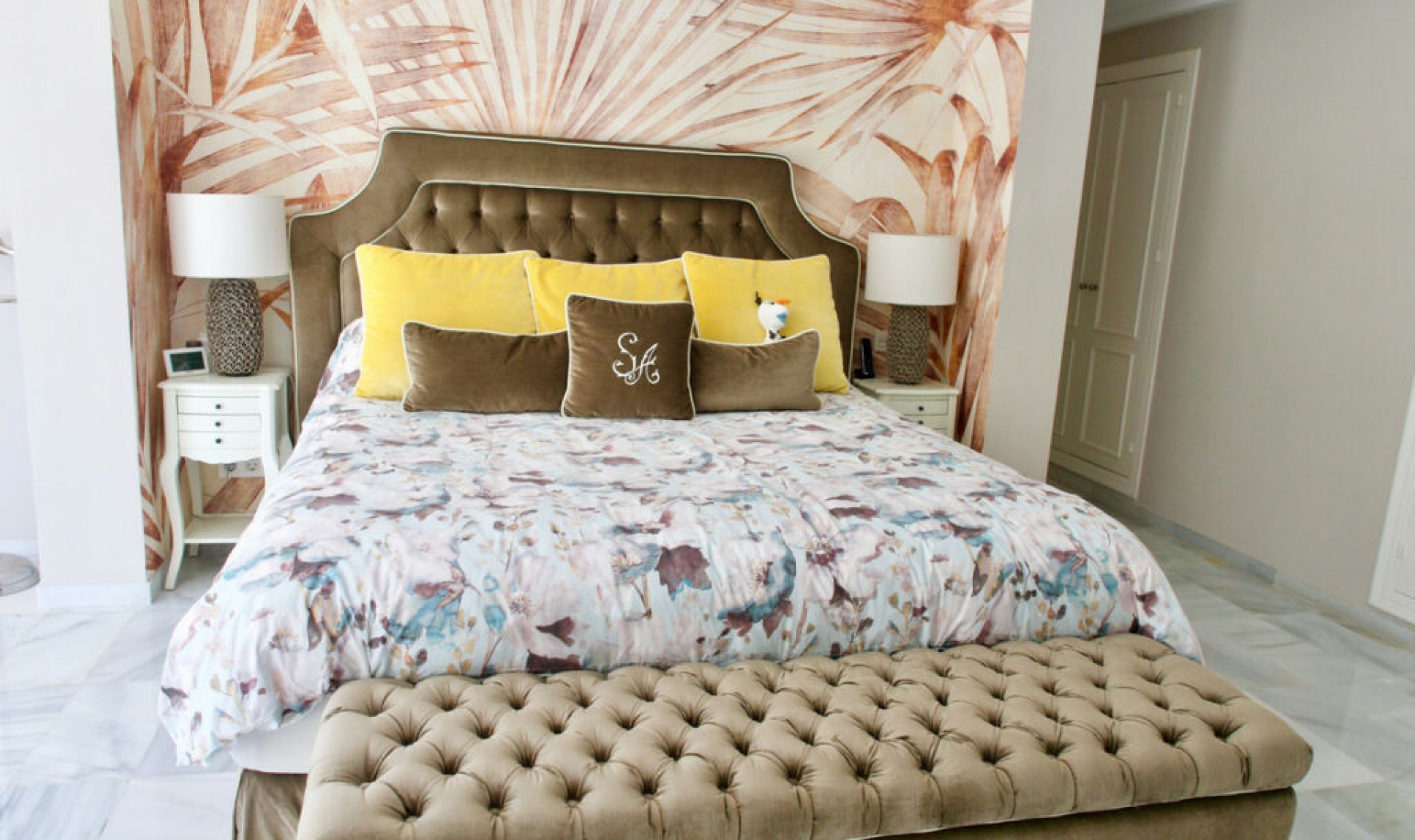 Resale - House -
El Paraiso