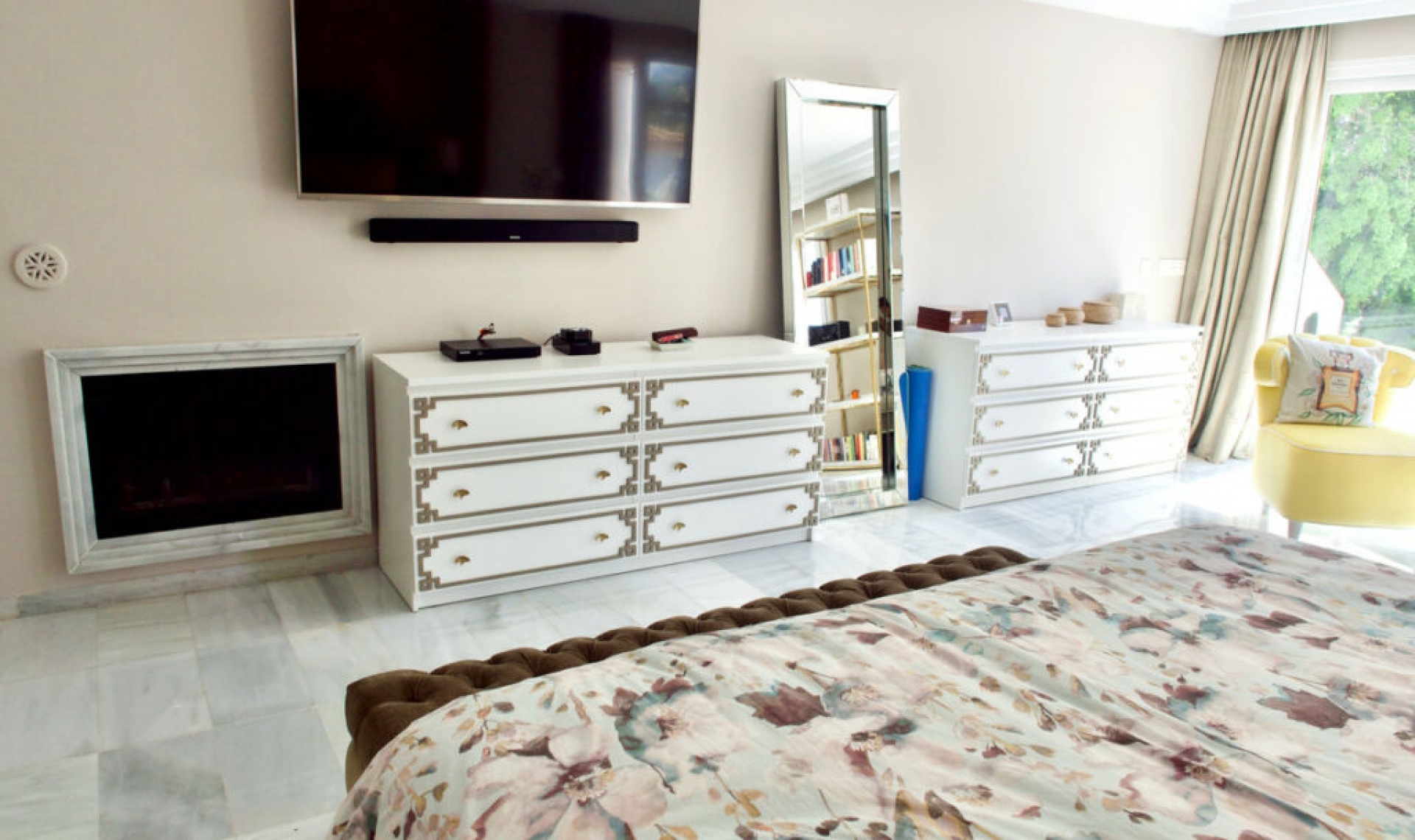 Resale - House -
El Paraiso