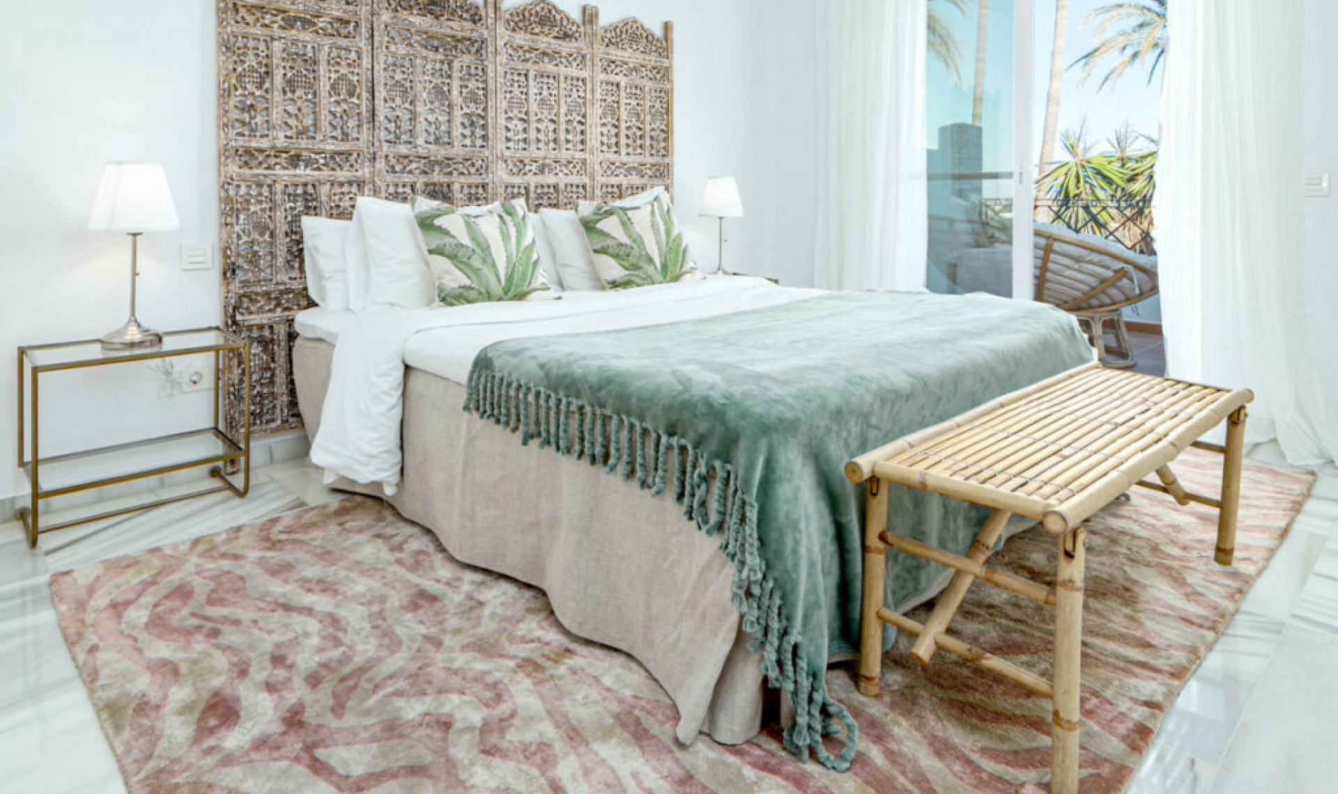 Resale - House -
El Paraiso