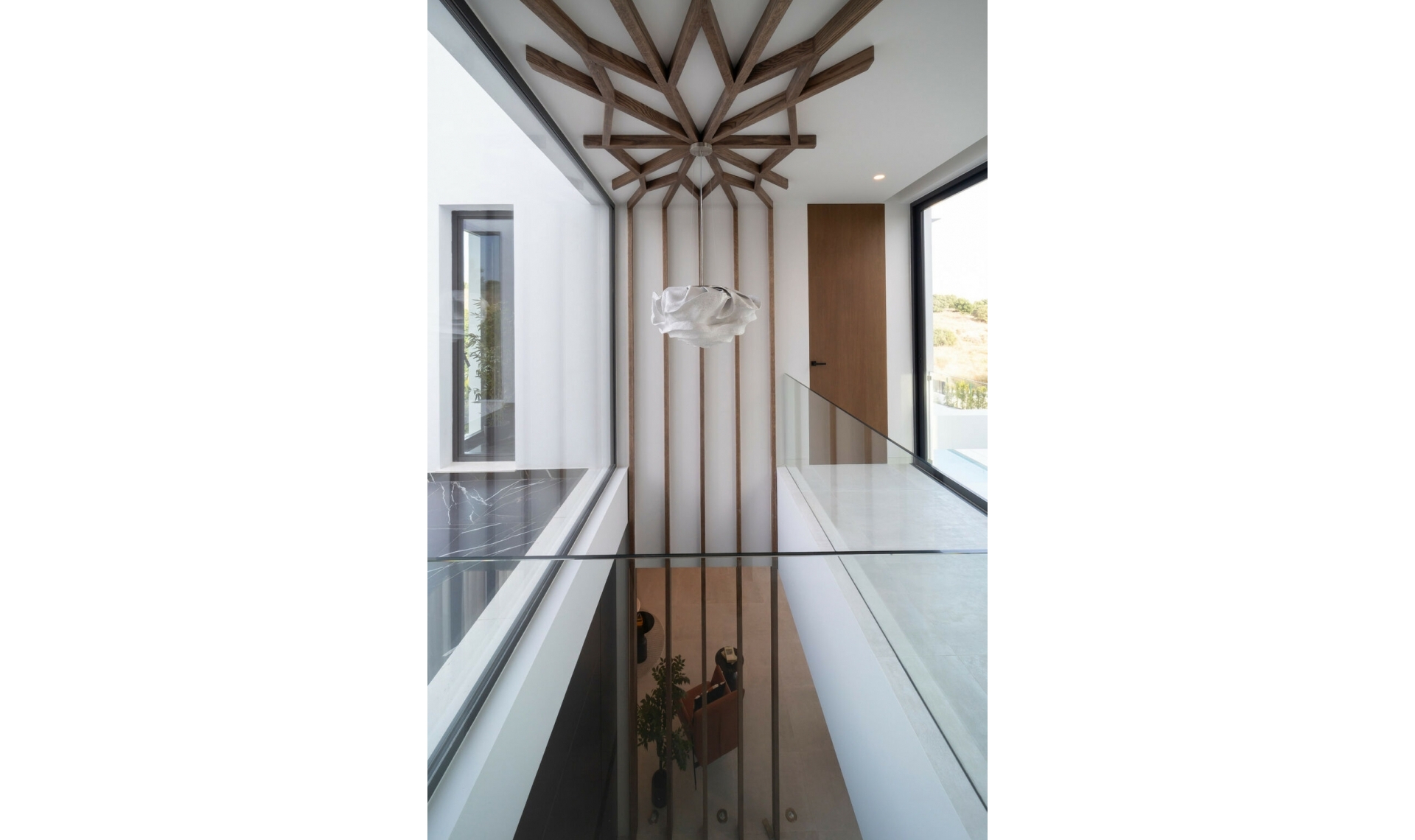 Resale - House -
El Paraiso