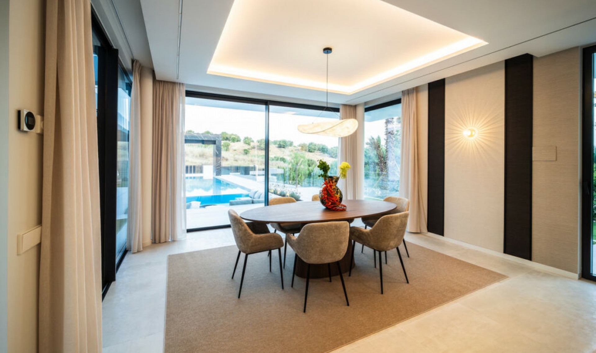 Resale - House -
El Paraiso