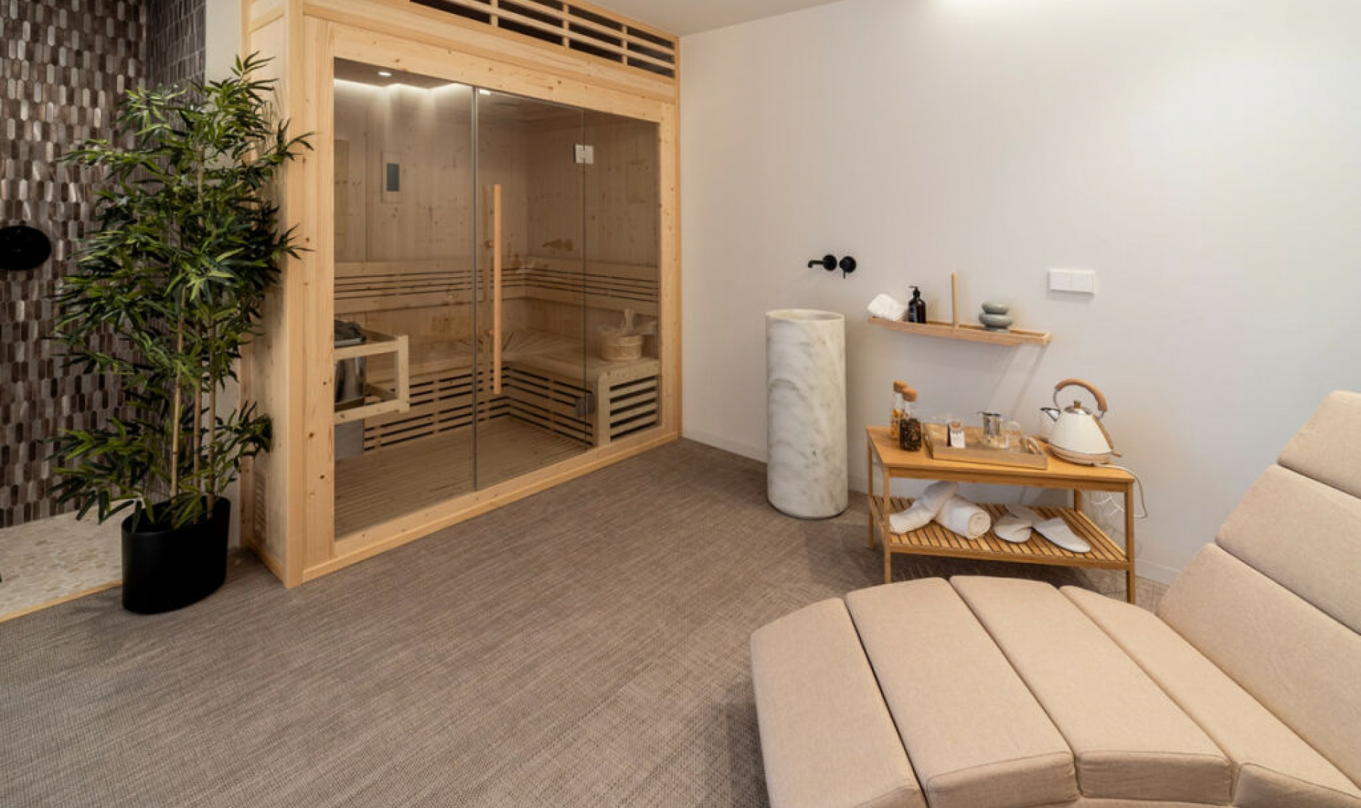 Resale - House -
El Paraiso