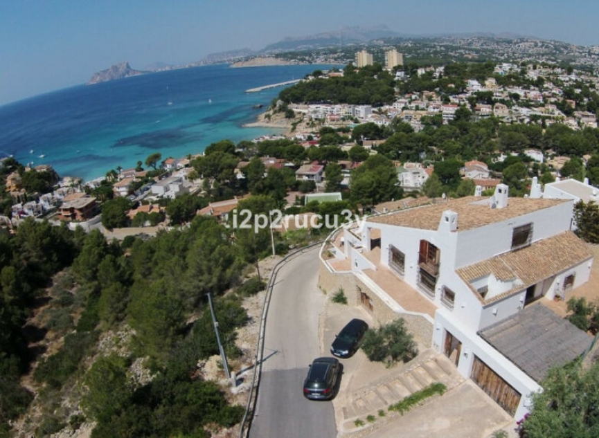 Resale - House -
El Portet