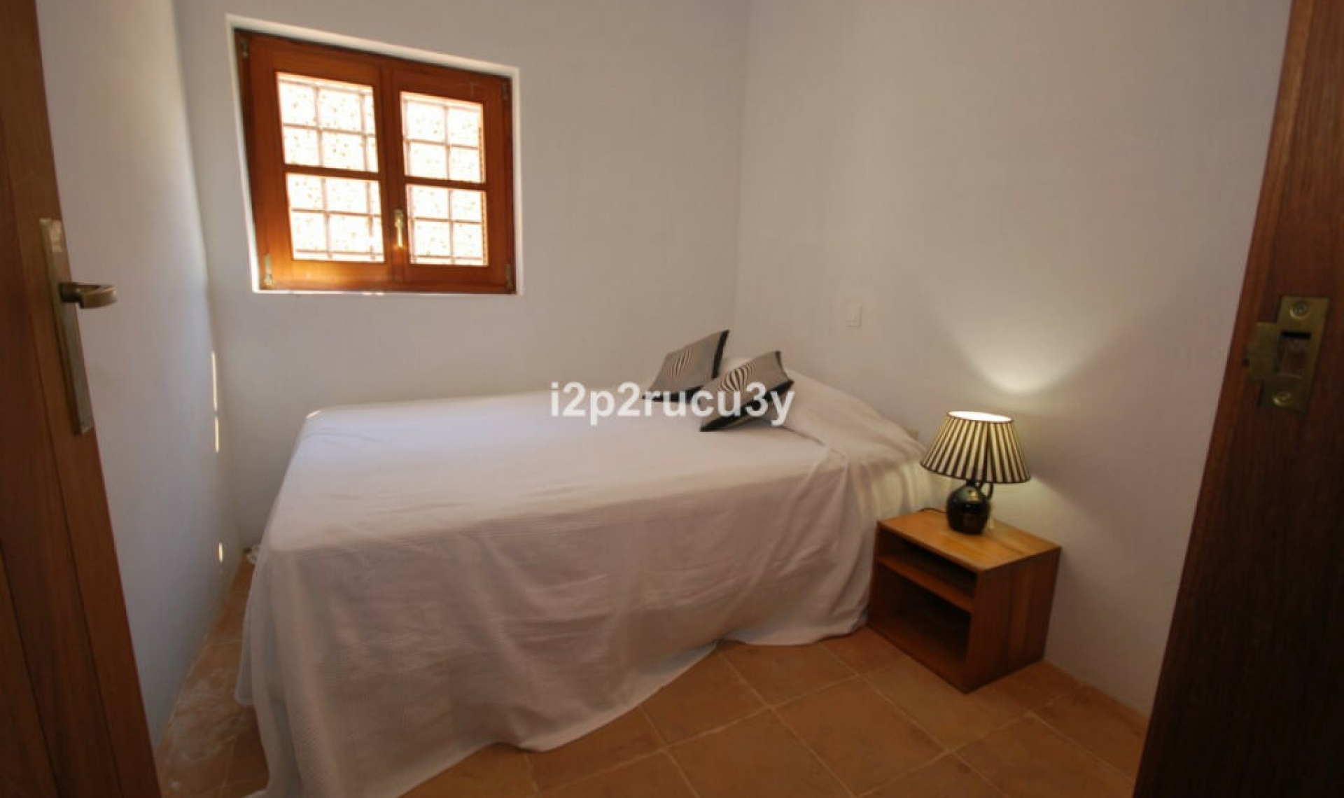 Resale - House -
El Portet