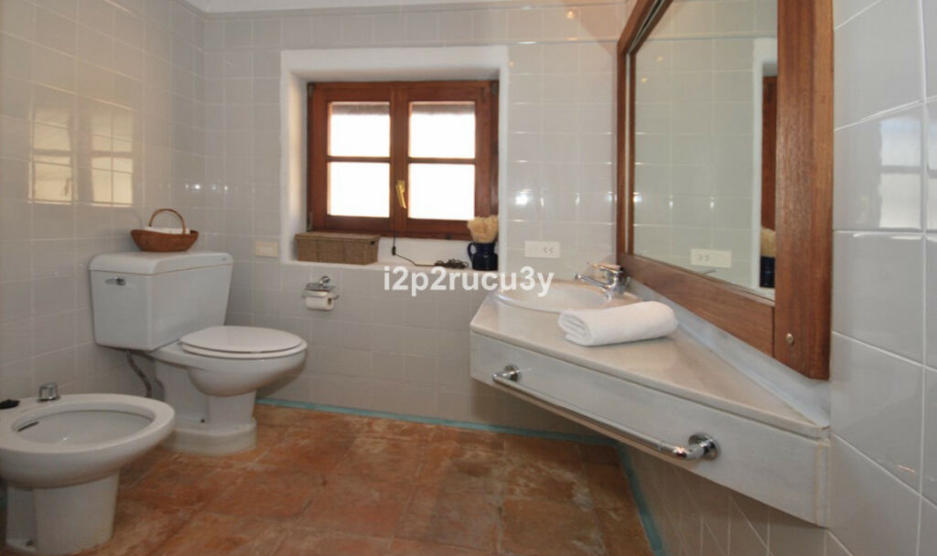 Resale - House -
El Portet