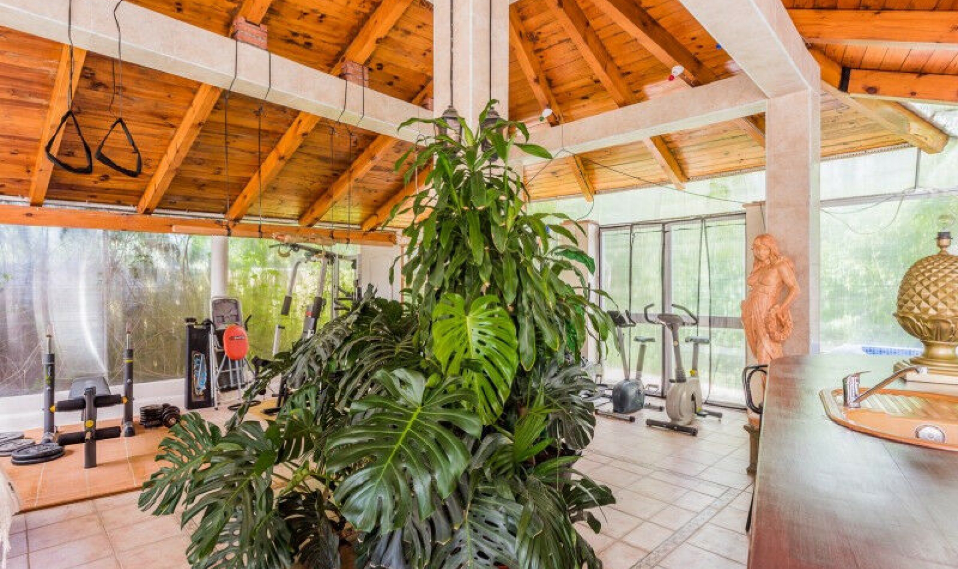 Resale - House -
El Rosario