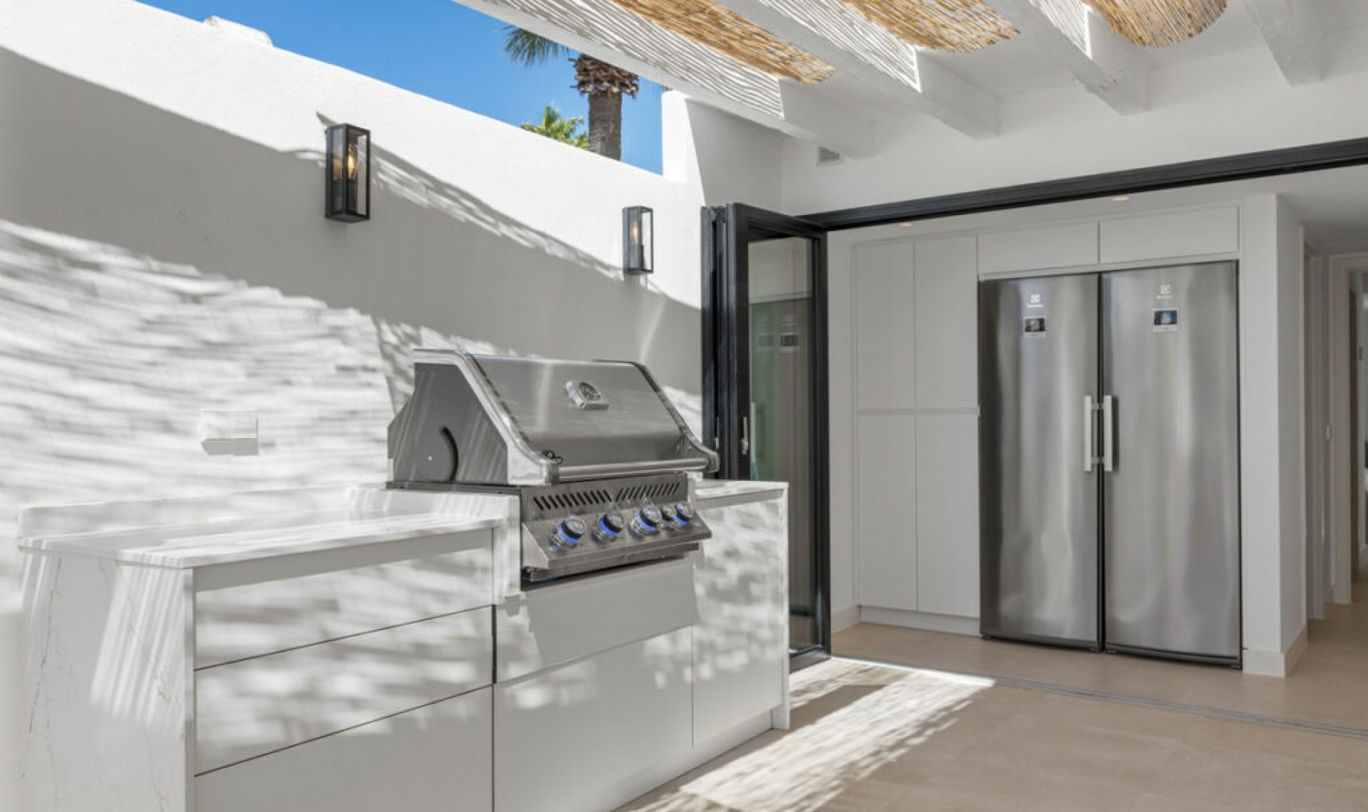 Resale - House -
El Rosario