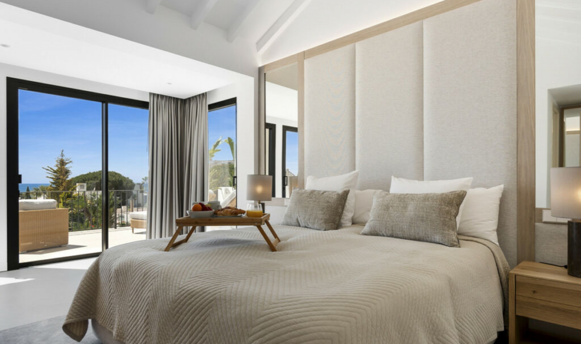 Resale - House -
El Rosario