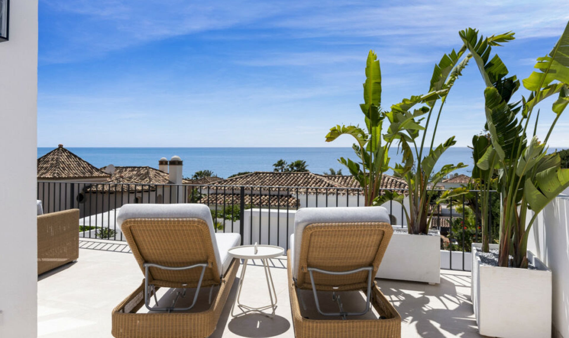 Resale - House -
El Rosario