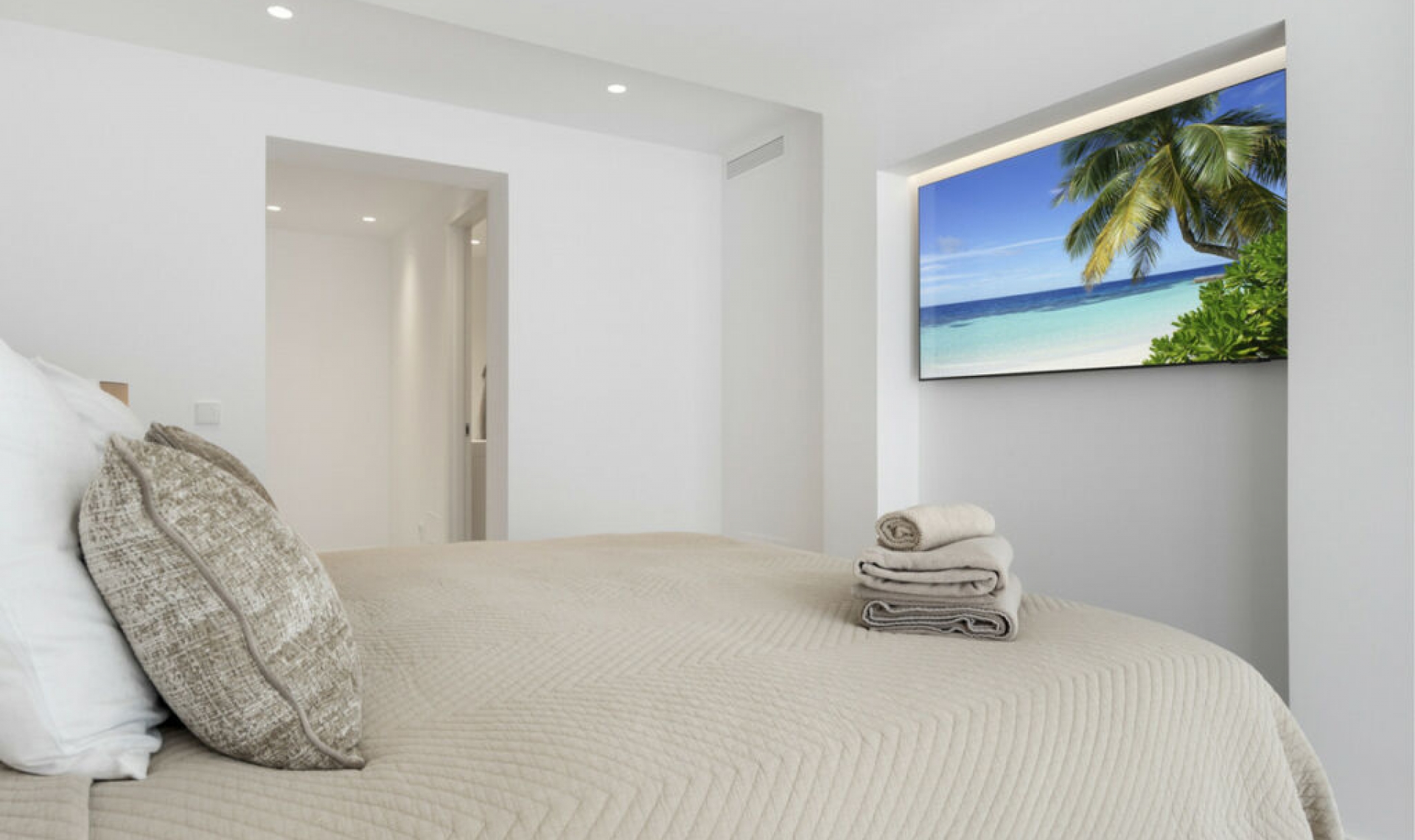 Resale - House -
El Rosario